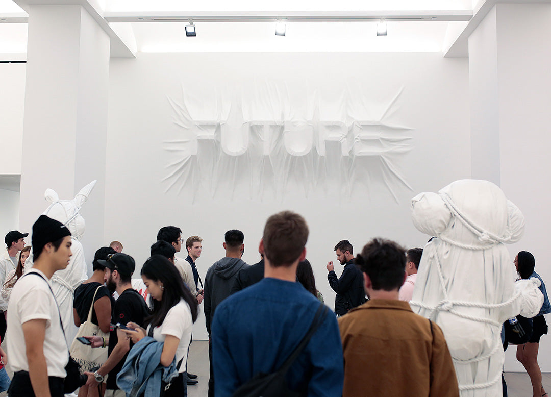Neighborhood Review - '3018' at Galerie Perrotin card image