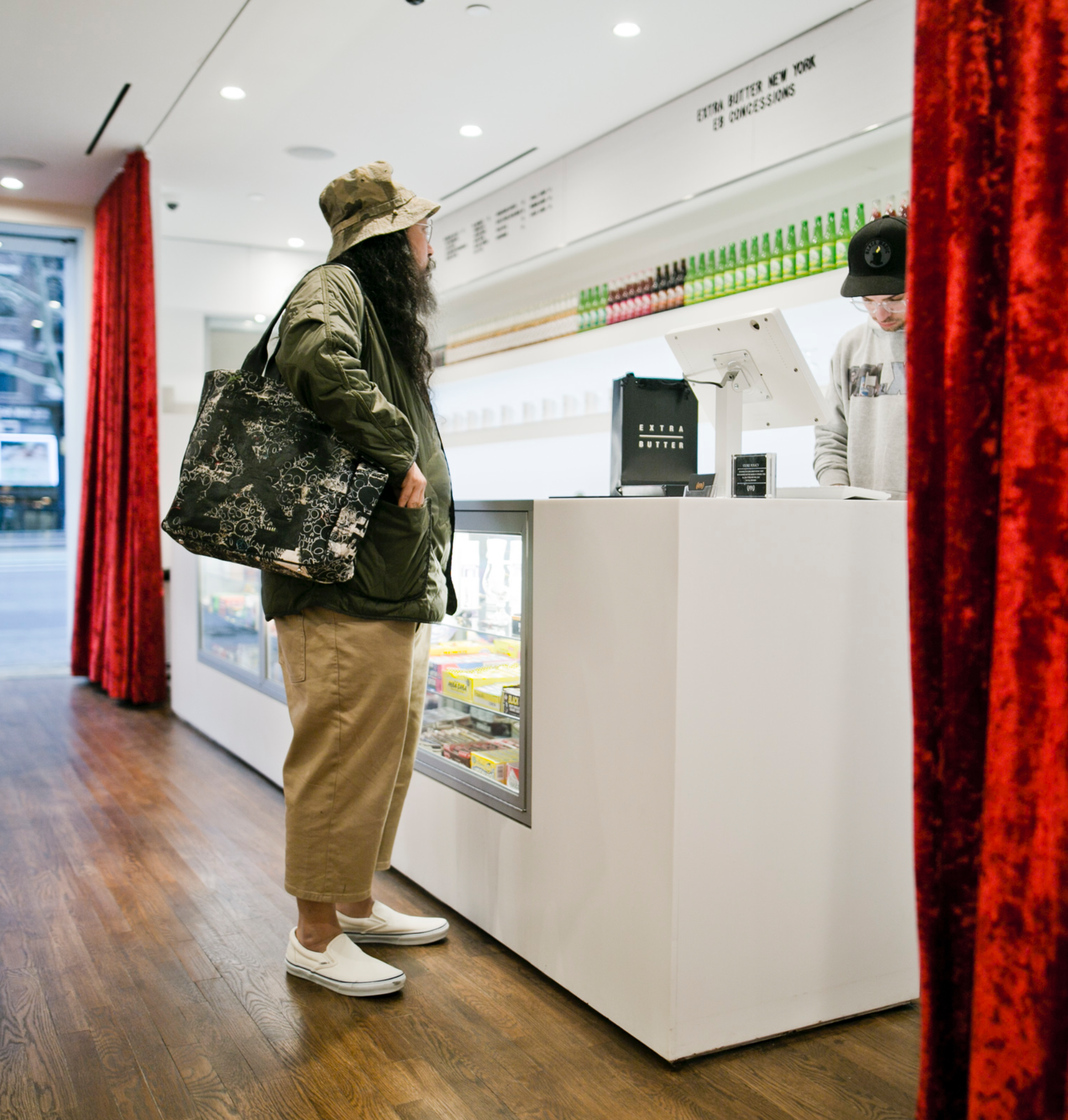 Takashi Murakami at EB + Gallerie Perrotin card image