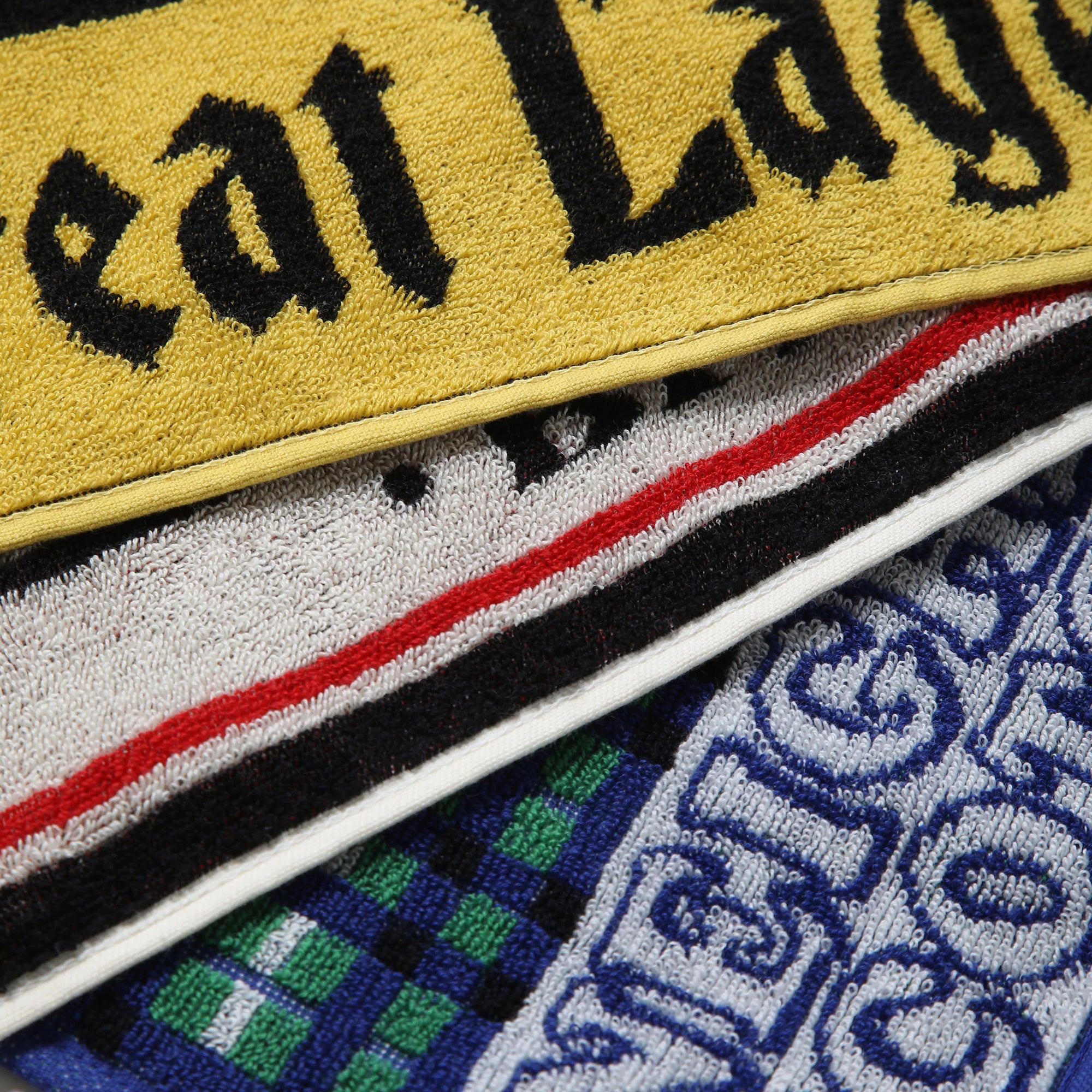 Neighborhood Pub Towel Set