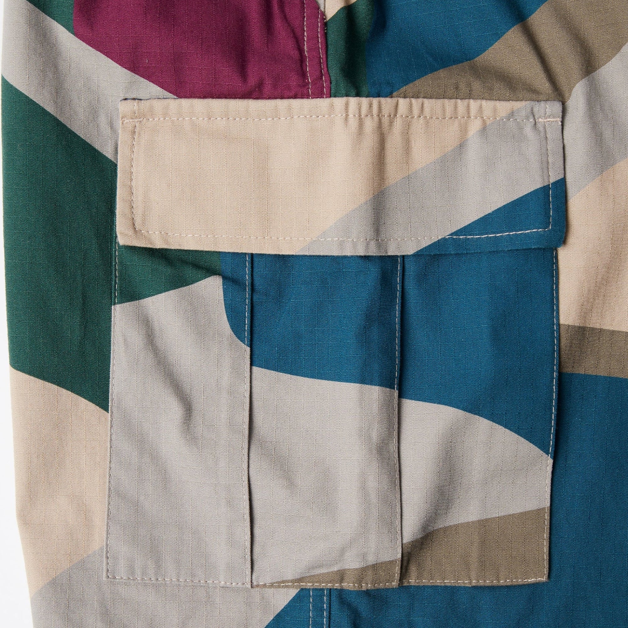 By Parra Mens The Wall Camo Shorts