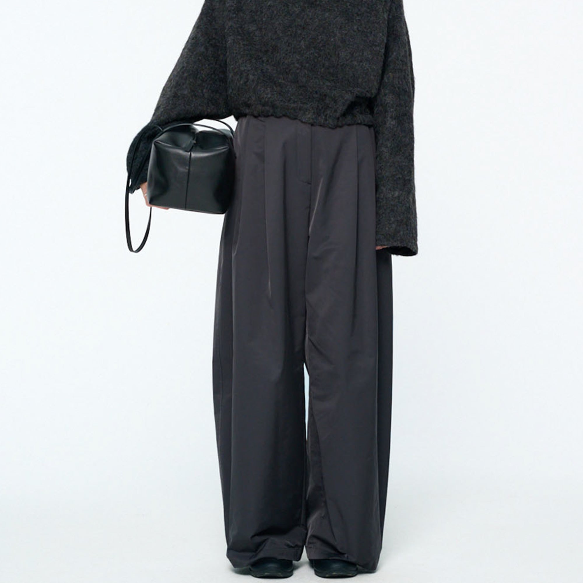 Amomento Womens Two Tuck Ballon Pants