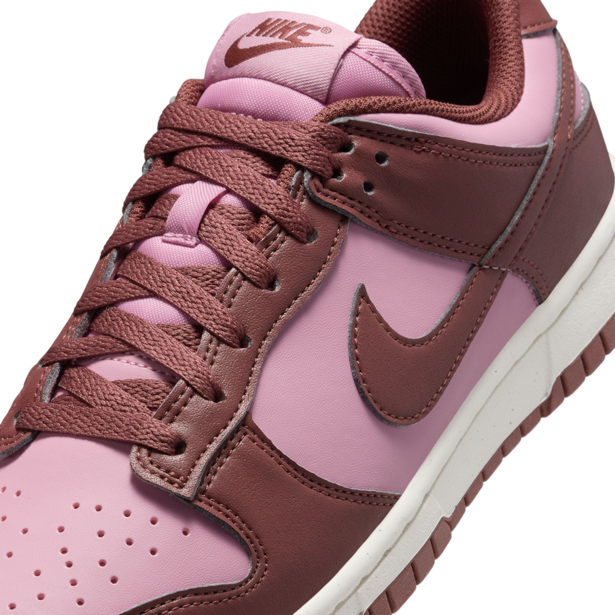 Nike Womens Dunk Low Shoes