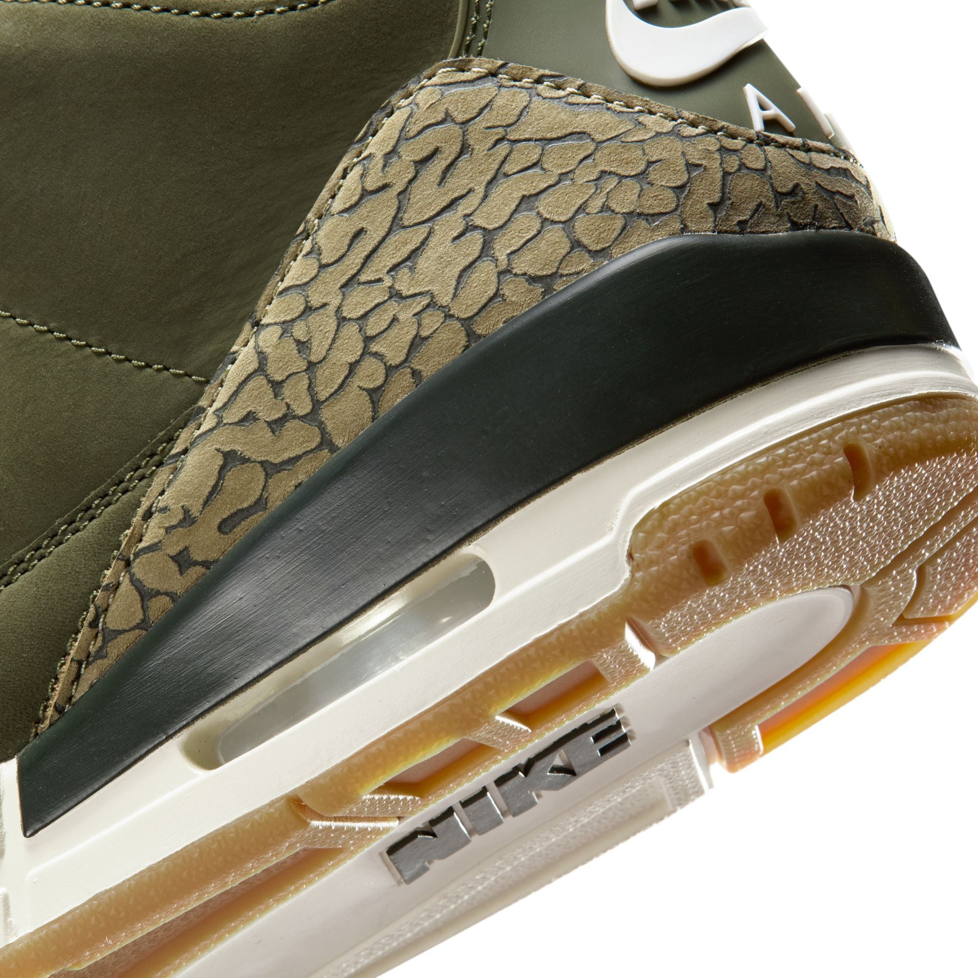 Air Jordan 3 Mens Retro Shoes