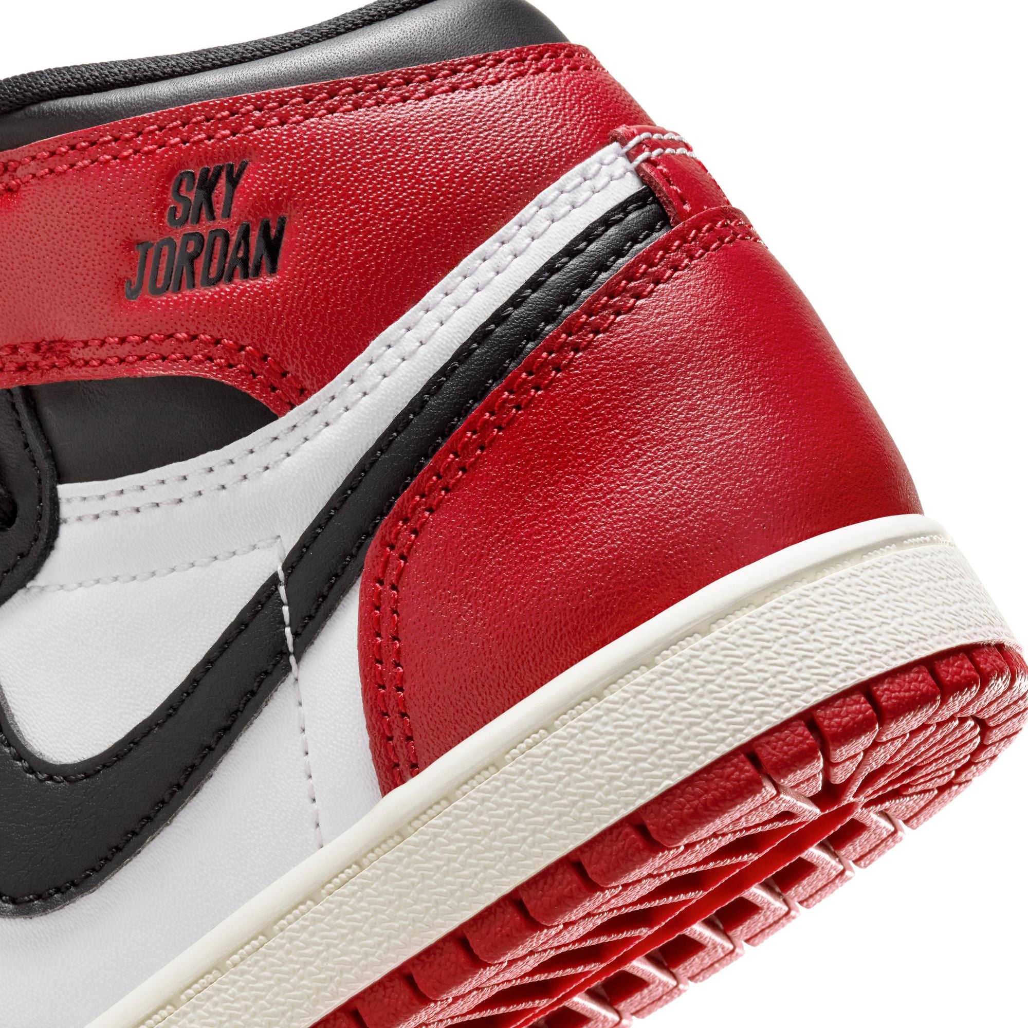 Air Jordan 1 Little Kids High OG Shoes