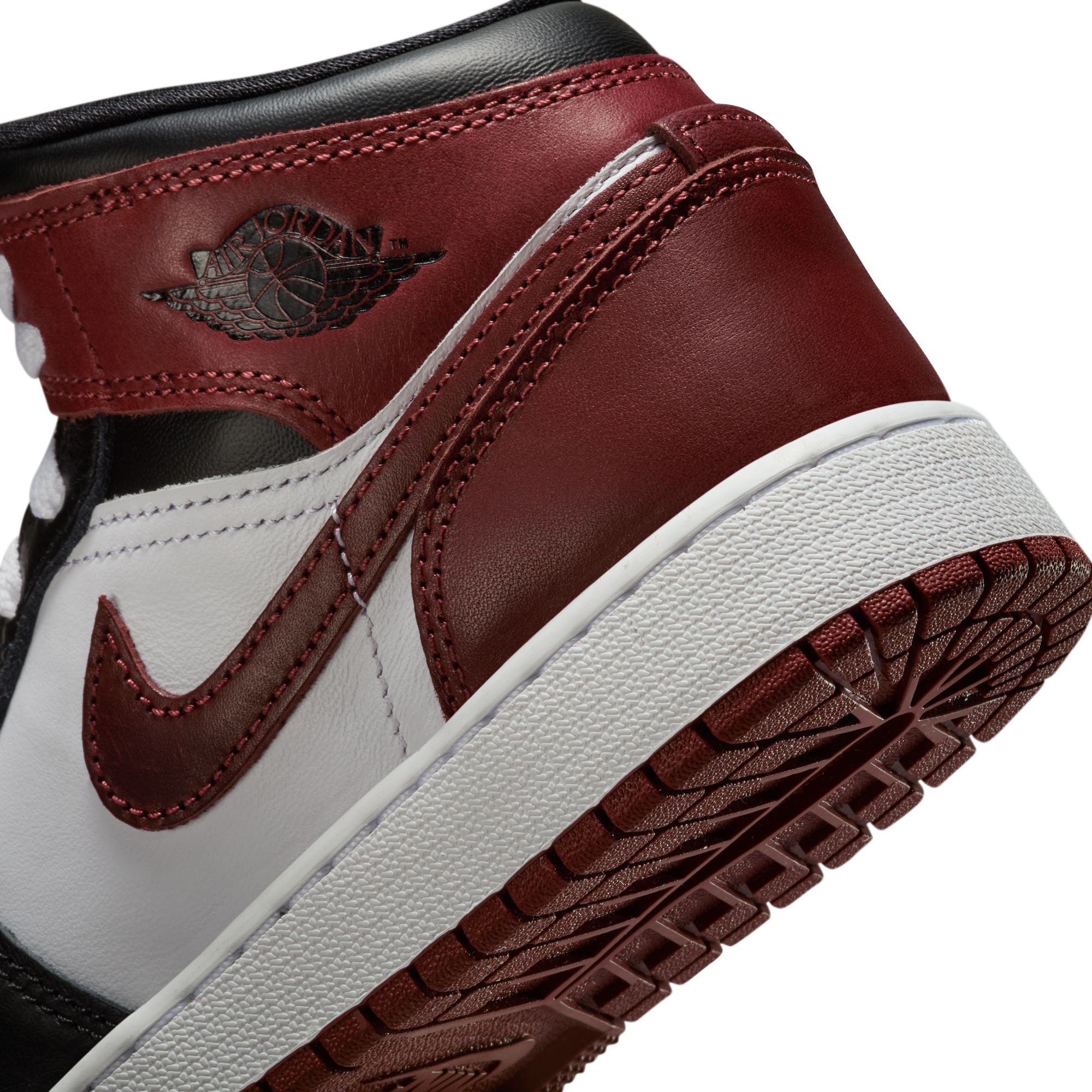 Air Jordan 1 Kids Mid SE Shoes