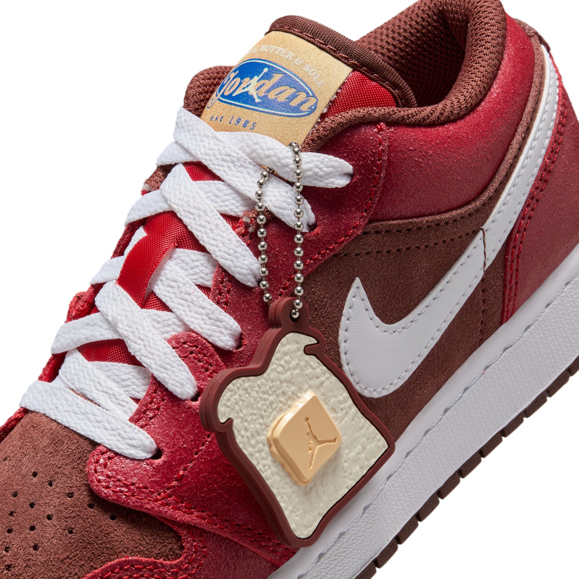Air Jordan 1 Kids Low SE 'Buttered Toast' Shoes