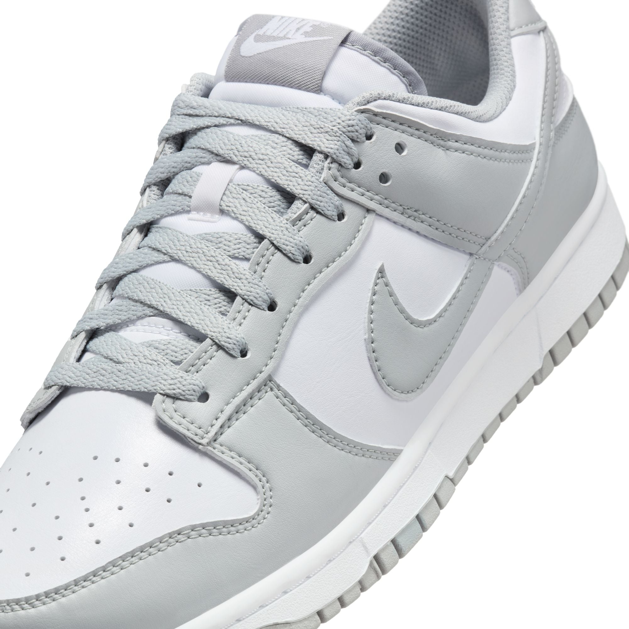 Nike Mens Dunk Low Retro Shoes