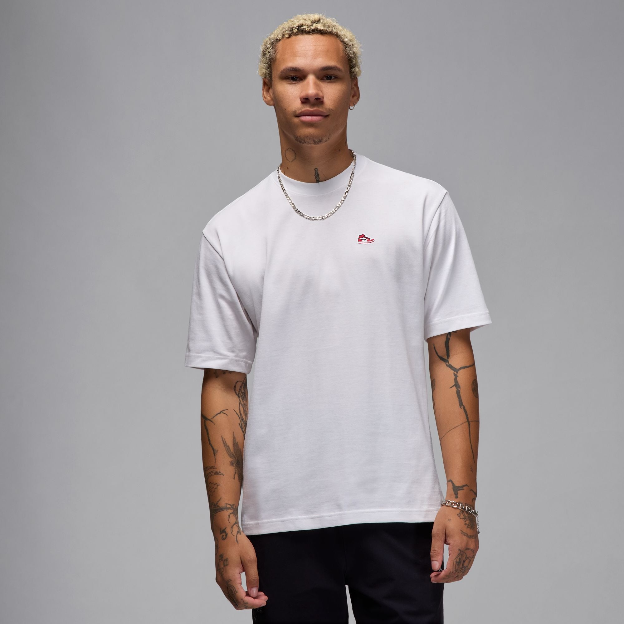 Air Jordan Mens Sneaker Patch Tee