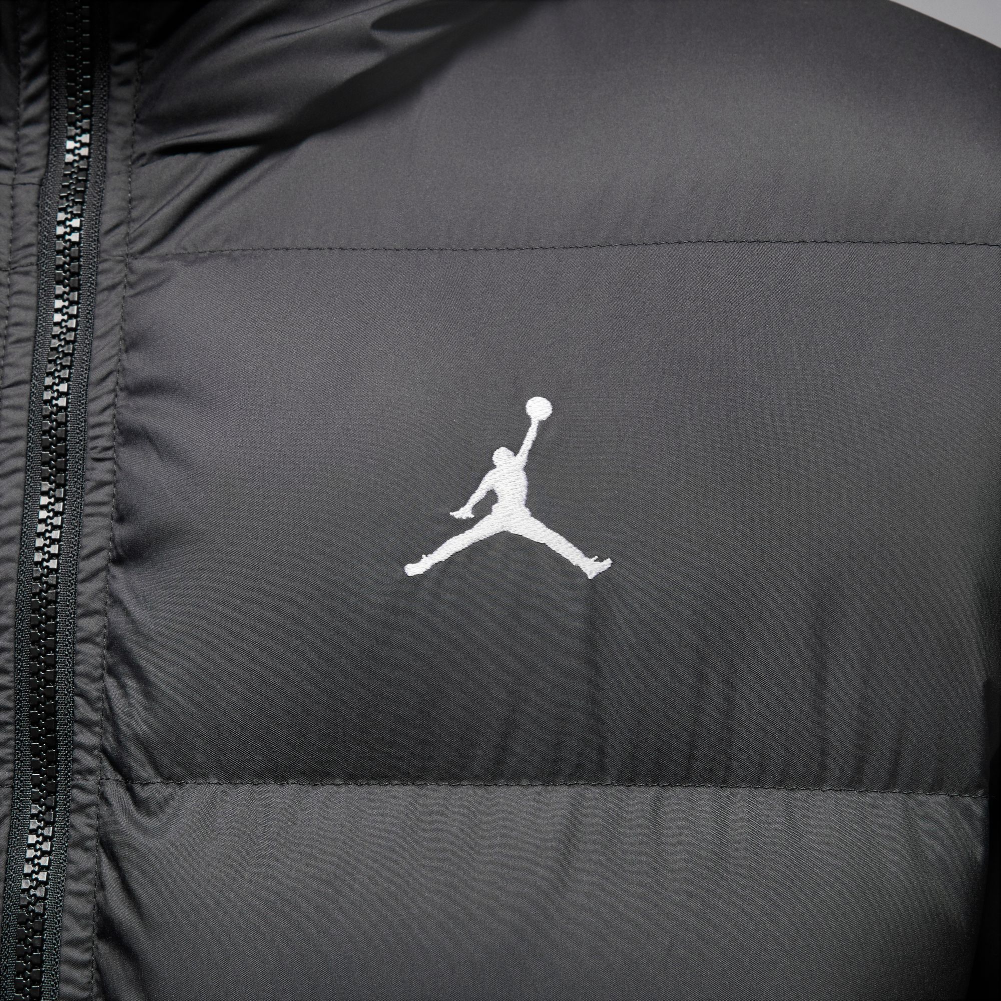 Air Jordan Mens Therma-Fit Puffer Jacket