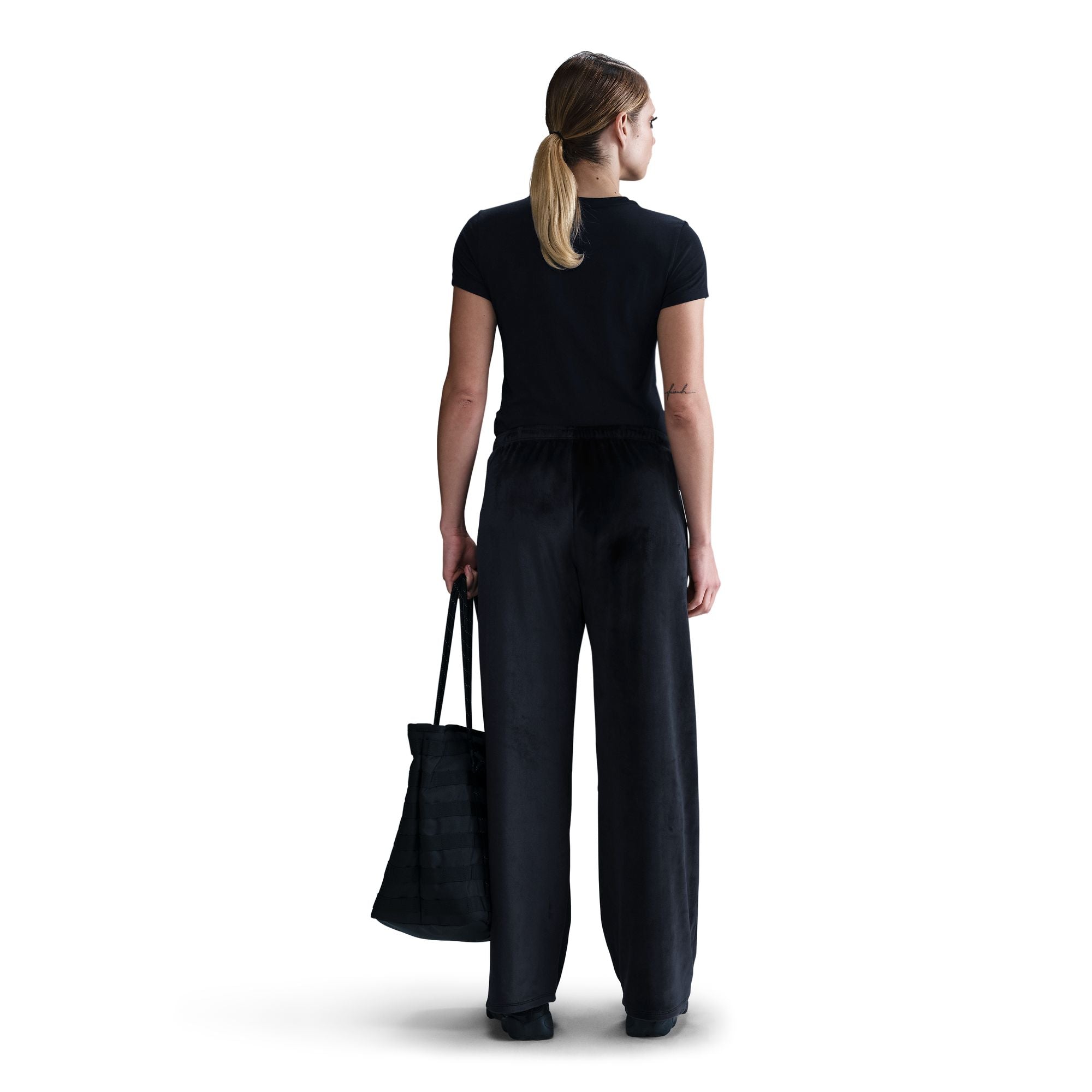 Nike Womens Chill Knit Slim Cropped Tee