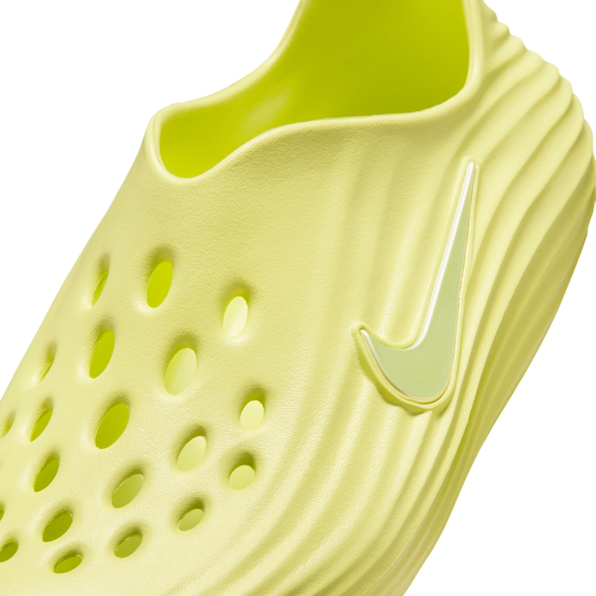 Nike Womens ReactX Rejuven8 Shoes