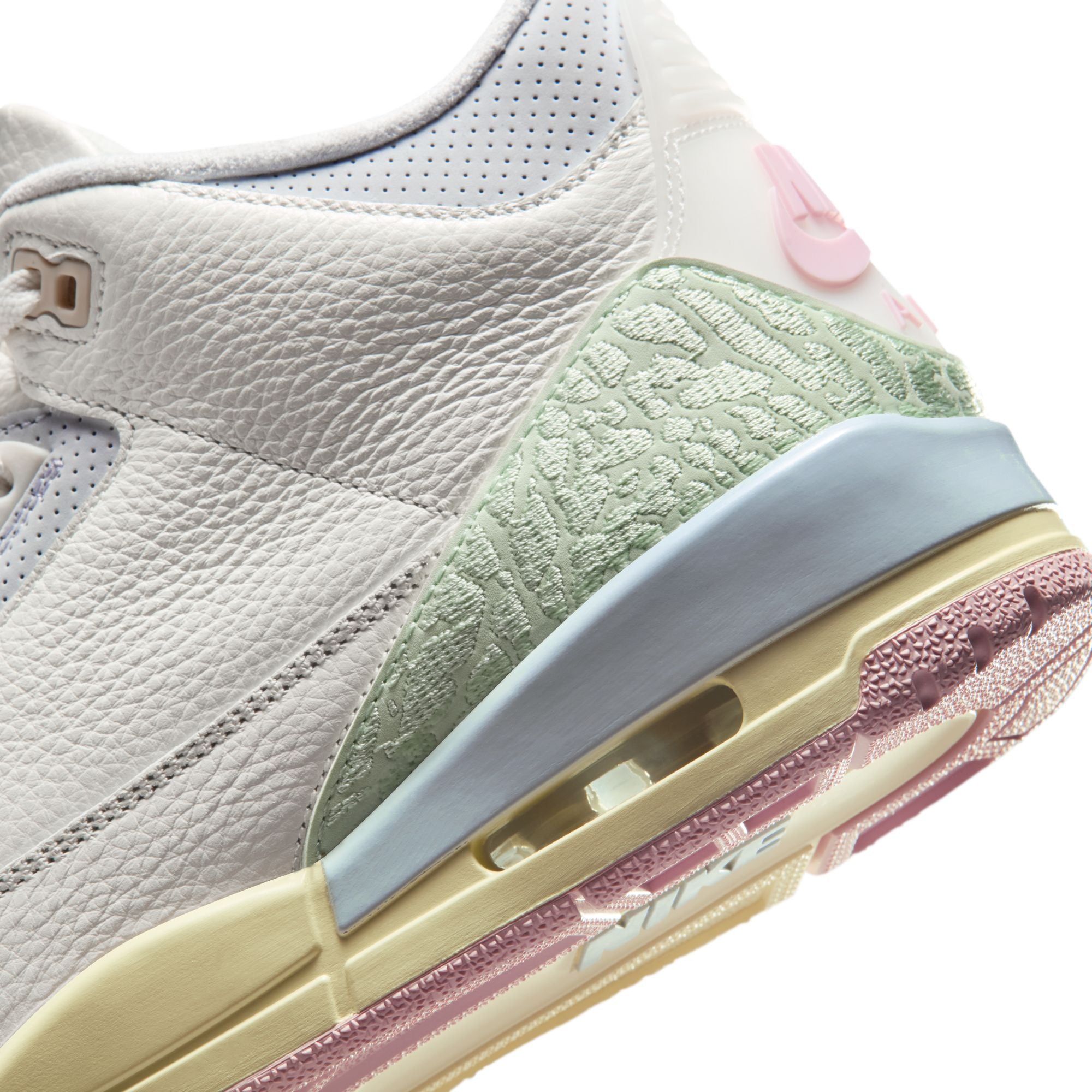 Air Jordan 3 Mens Retro Shoes