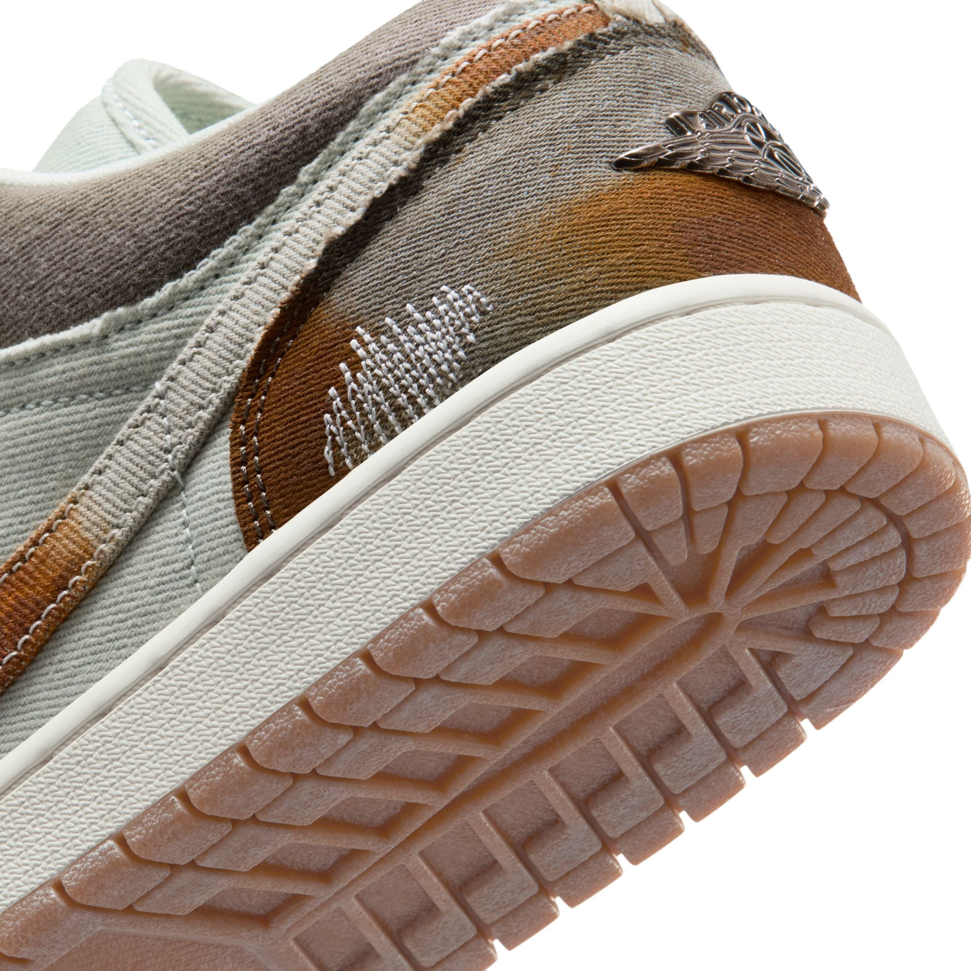 Air Jordan 1 Mens Low SE Shoes
