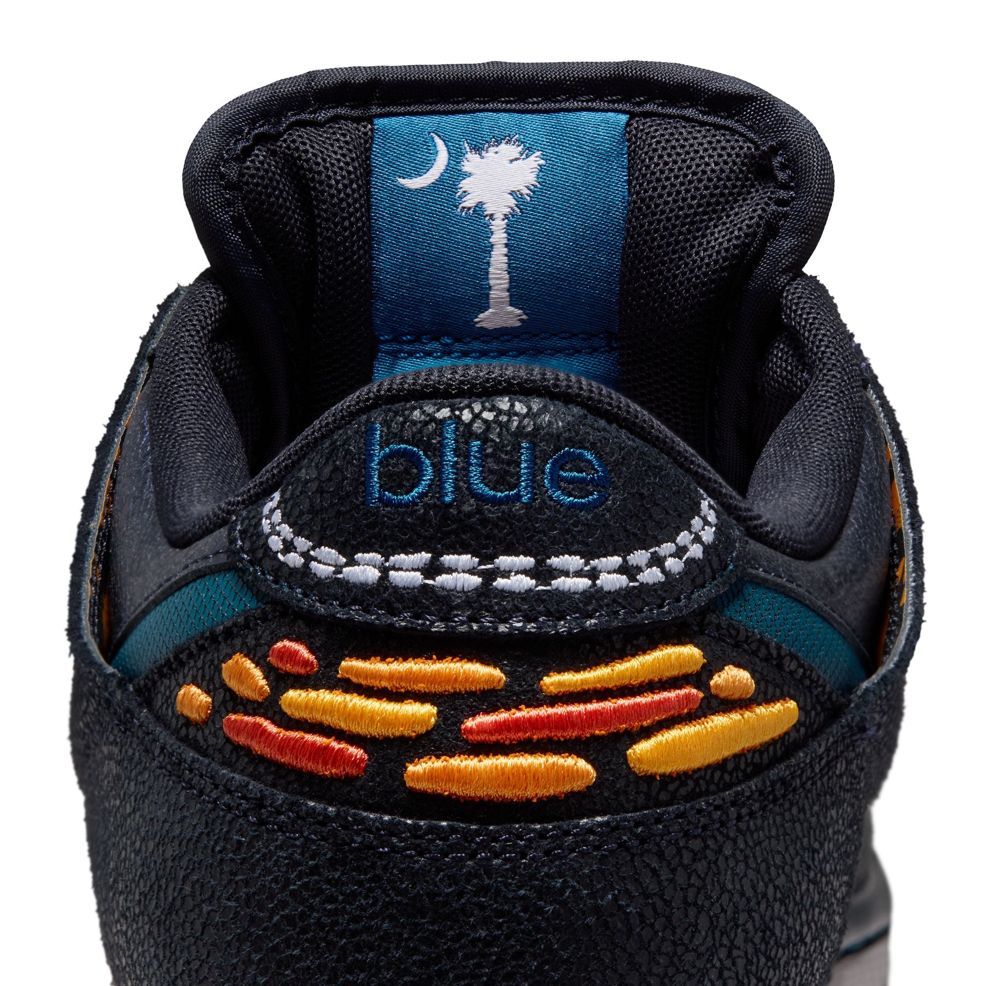 Nike SB Mens Dunk Low Pro QS BT Shoes
