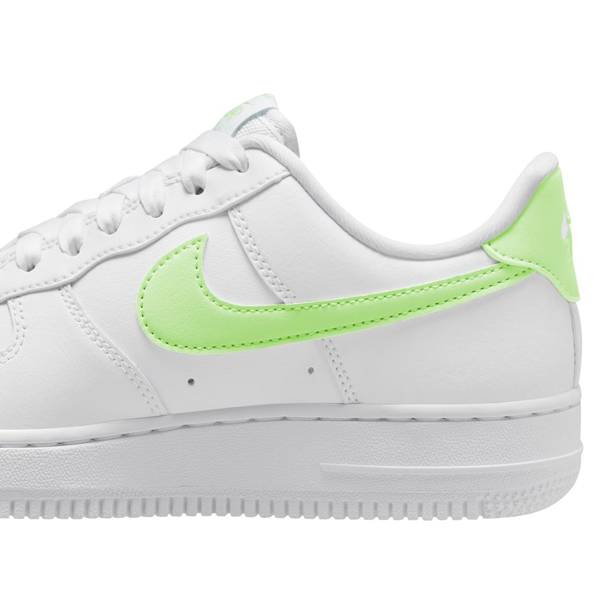 Nike Womens Air Force 1 '07 Shoes