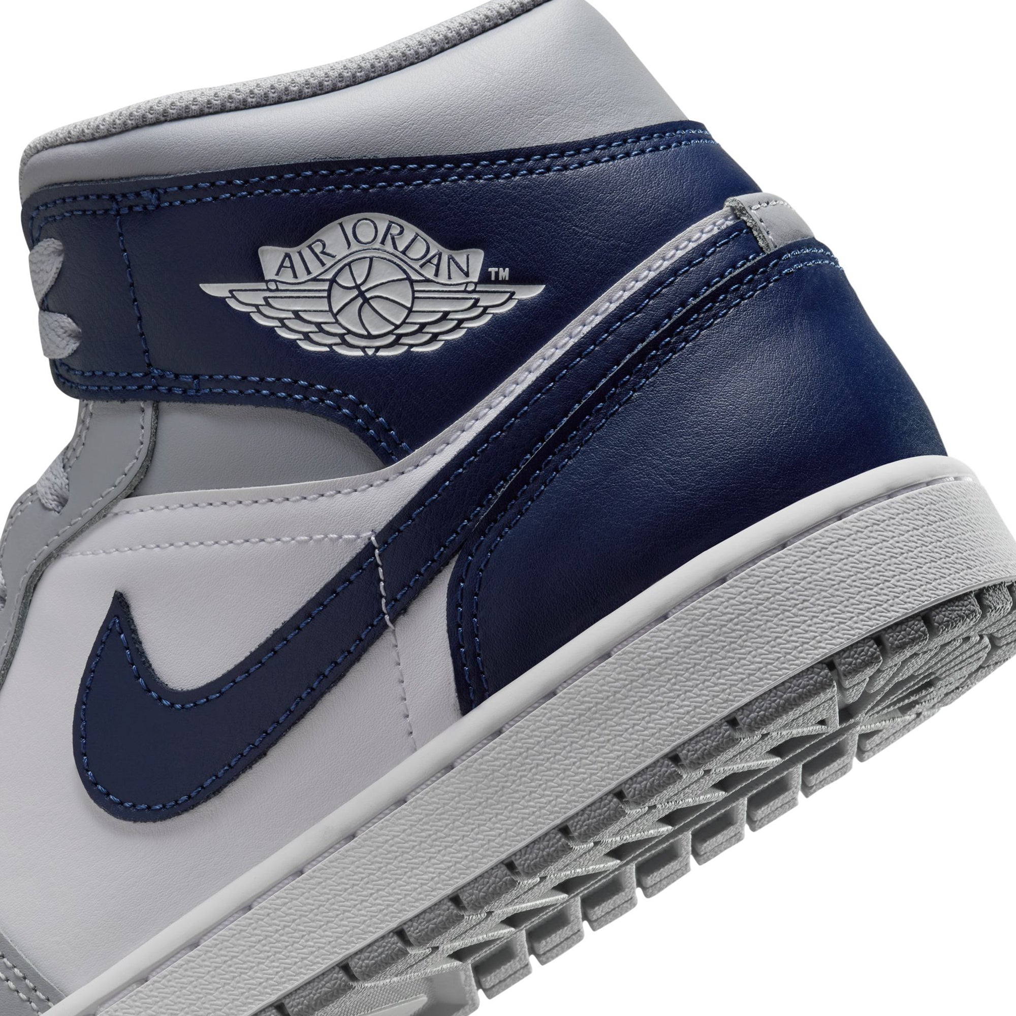 Air Jordan 1 Mens Mid Shoes