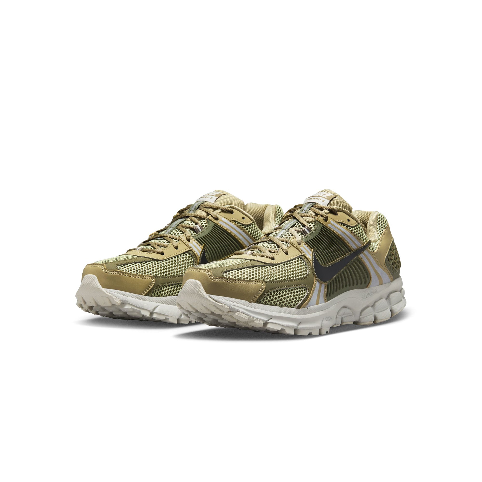 Nike Zoom Vomero 5 Shoes
