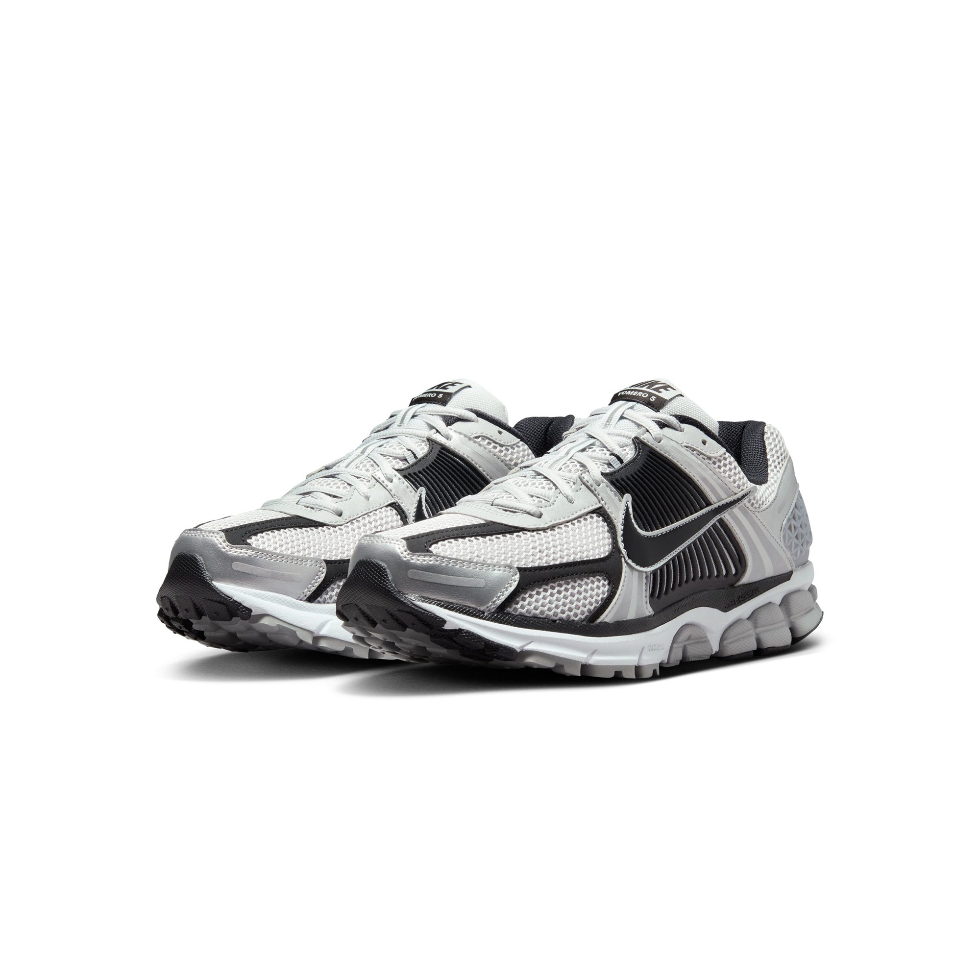 Nike Mens Zoom Vomero 5 Shoes