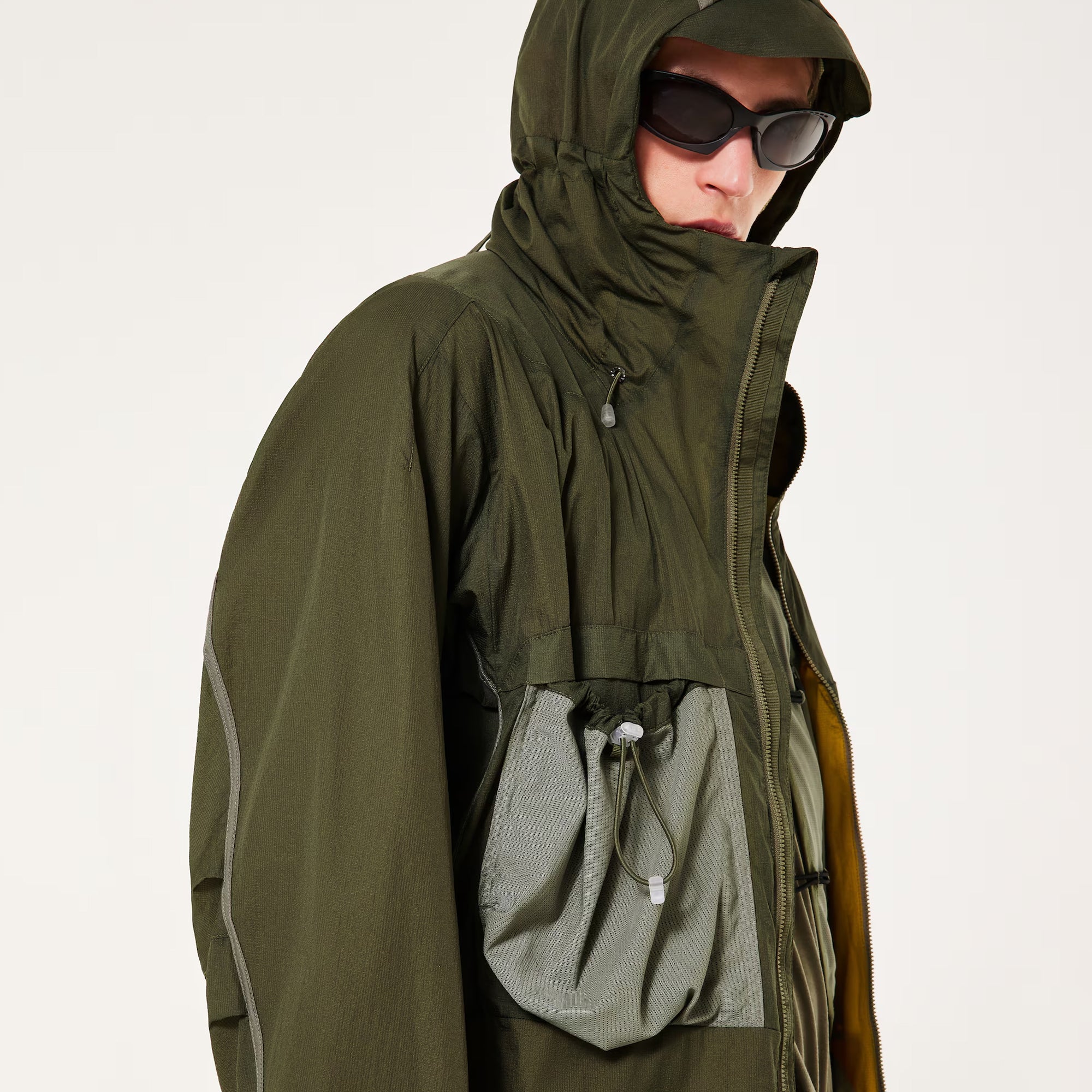 Oakley Mens Latitude Flight Wind Jacket