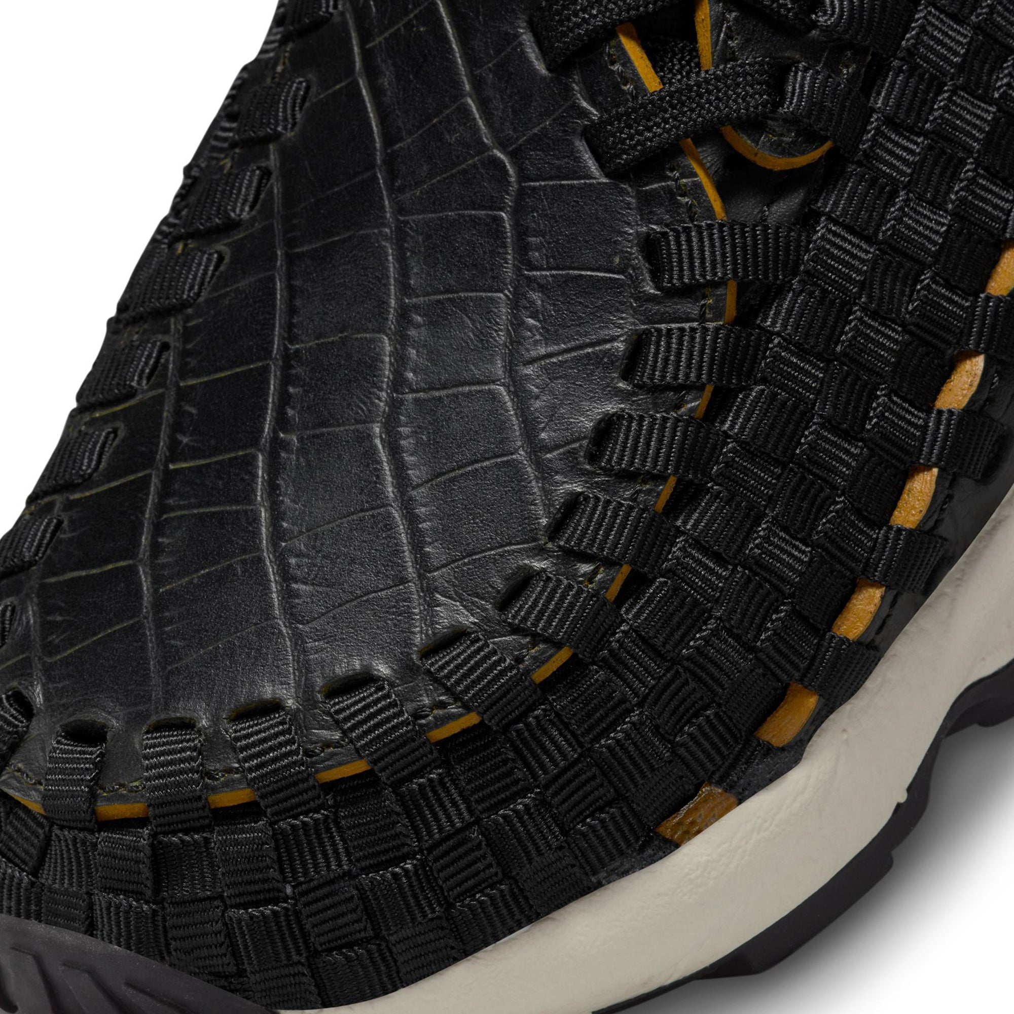 Nike Womens Air Footscape Woven PRM Shoes
