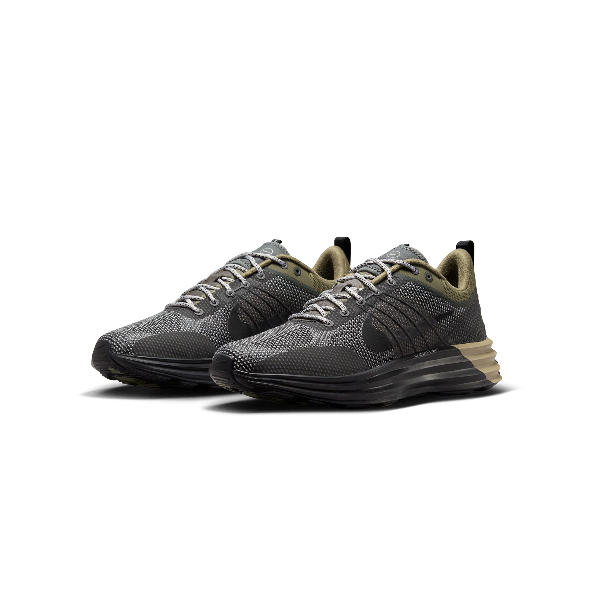 Nike Mens Lunar Roam SE Shoes