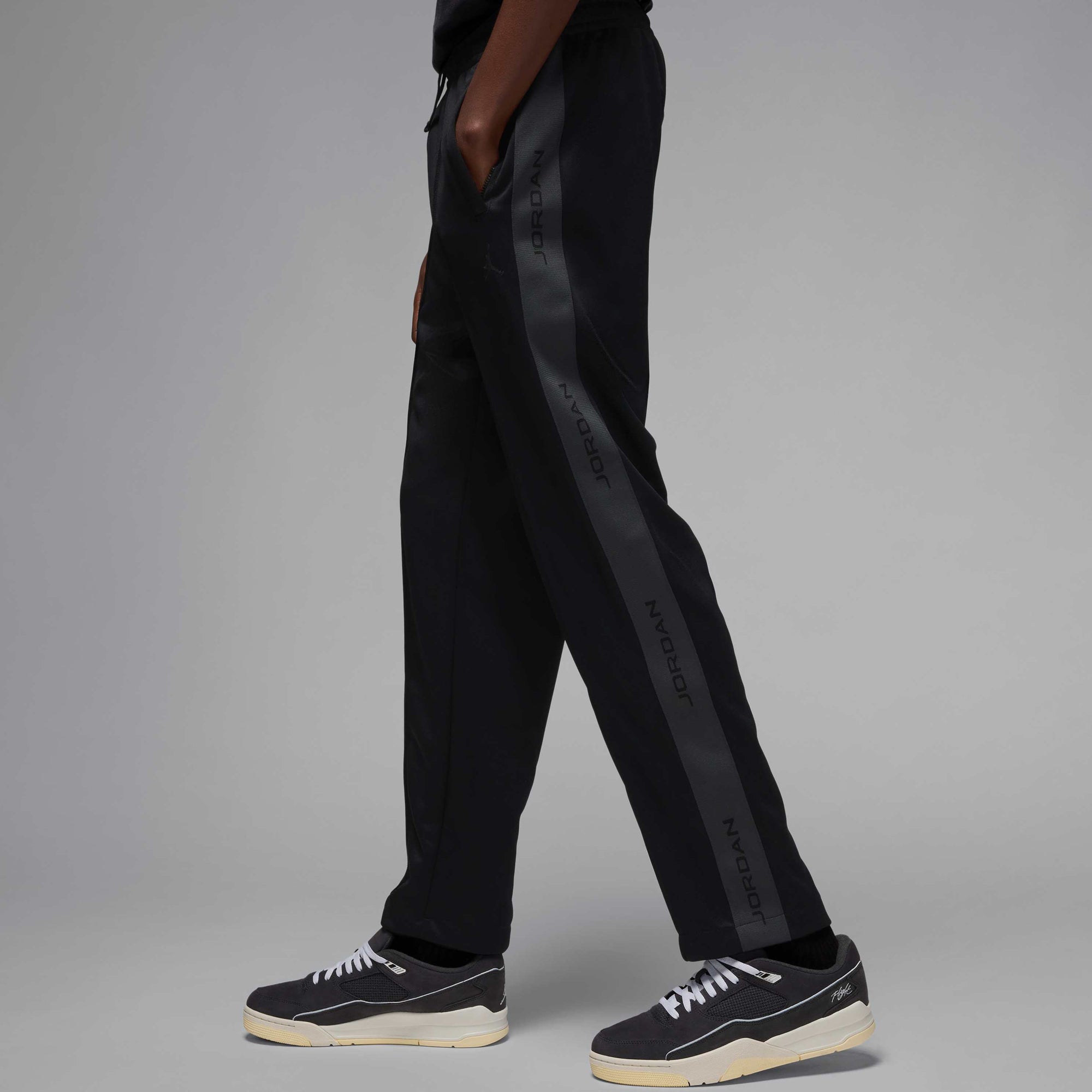 Air Jordan Mens Essentials Tracksuit Pants