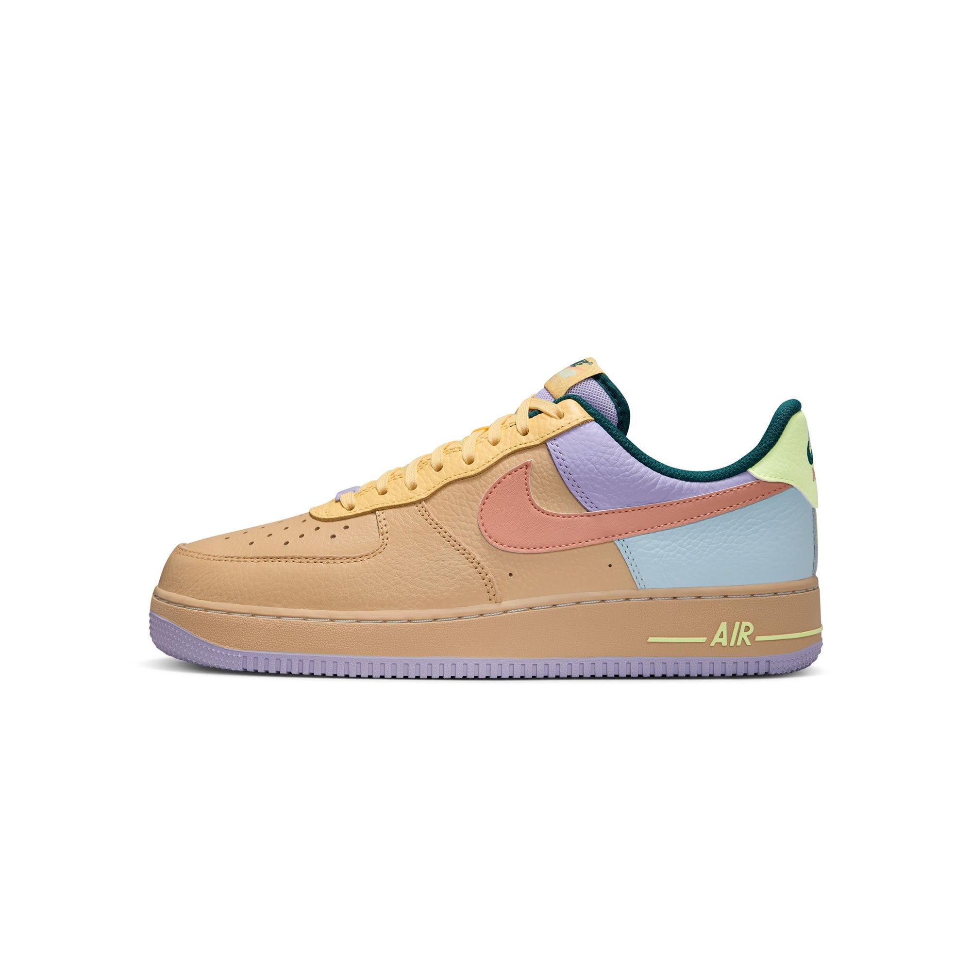 Nike Mens Air Force 1 '07 Shoes