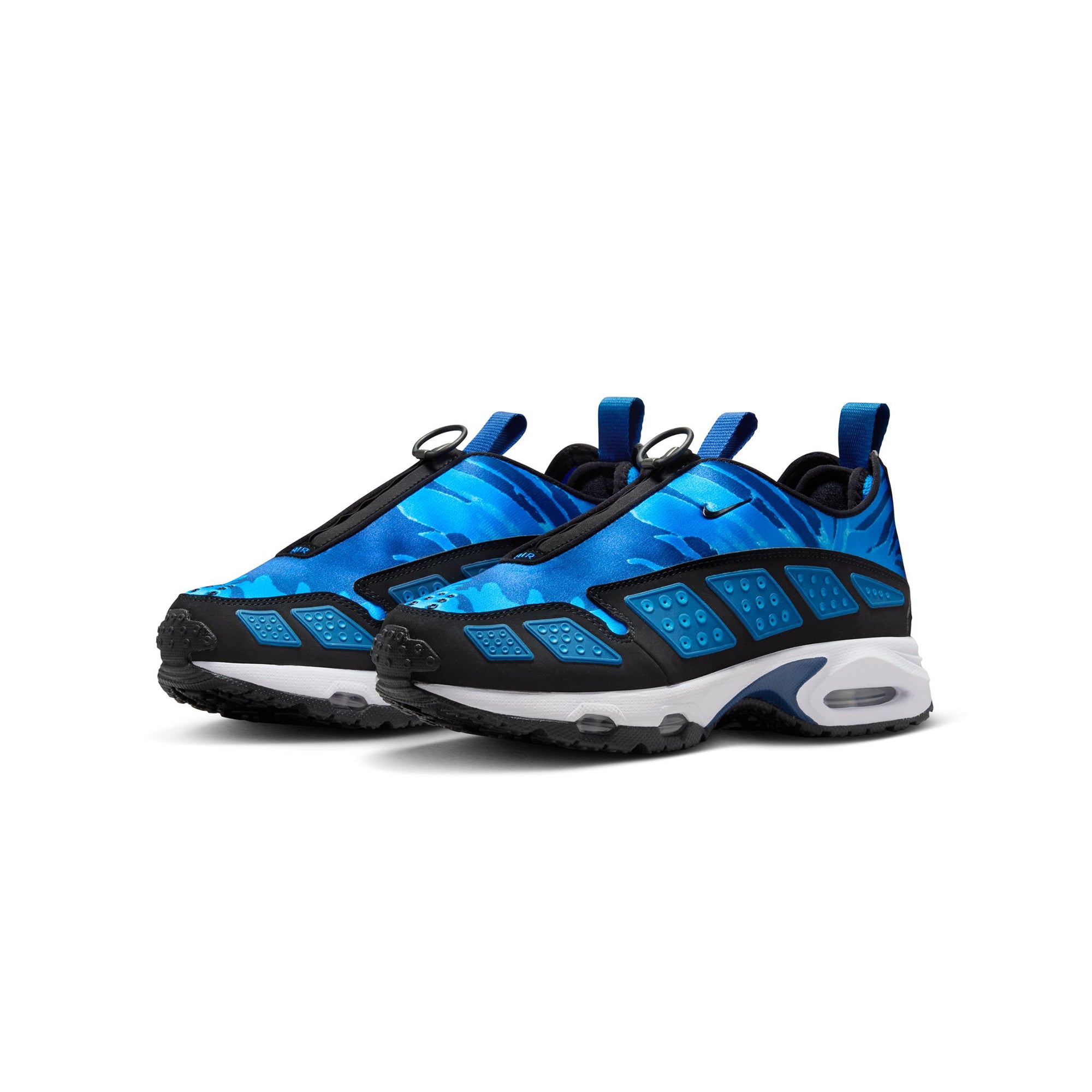 Nike Womens Air Max SNDR Camo Shoes