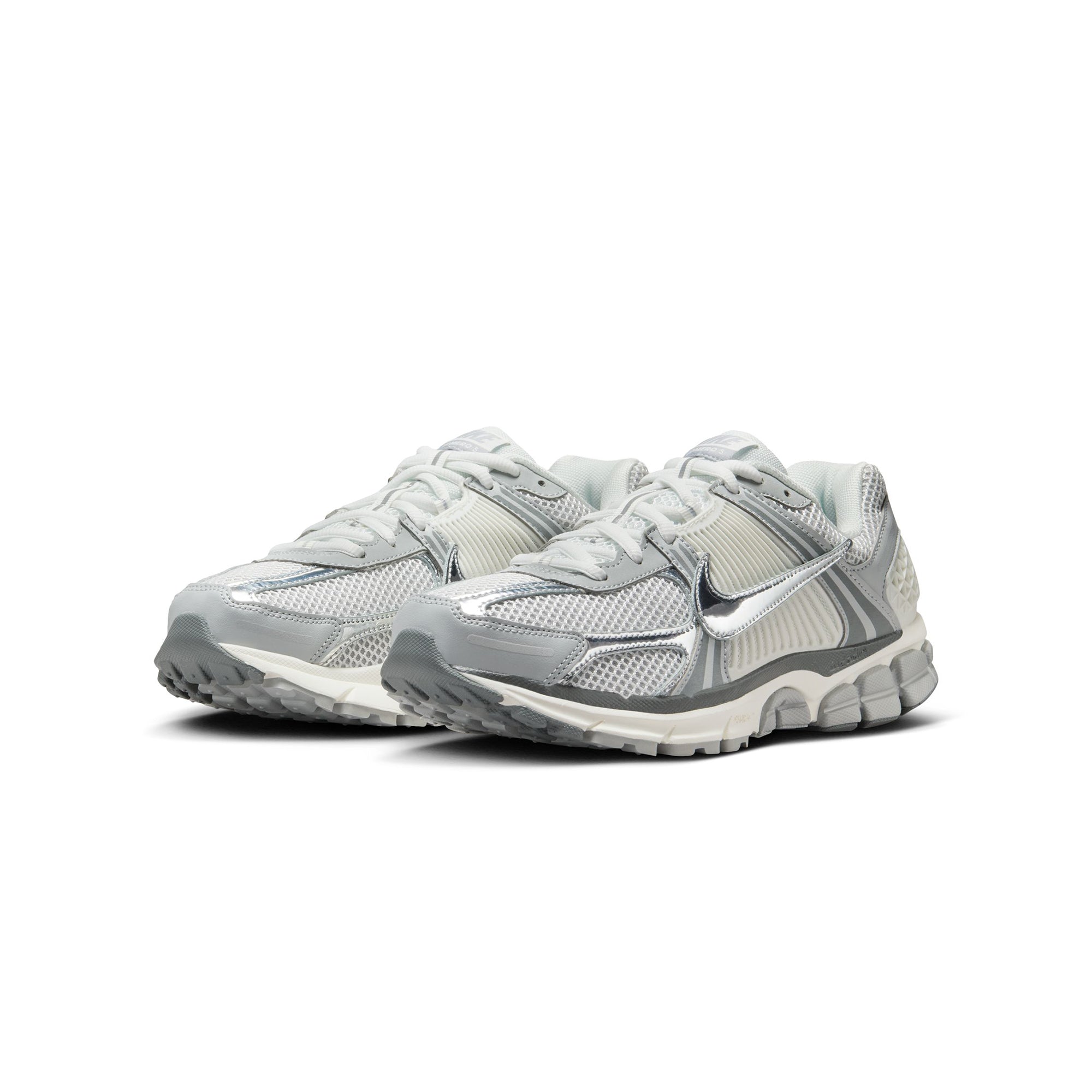 Nike Mens Zoom Vomero 5 Shoes