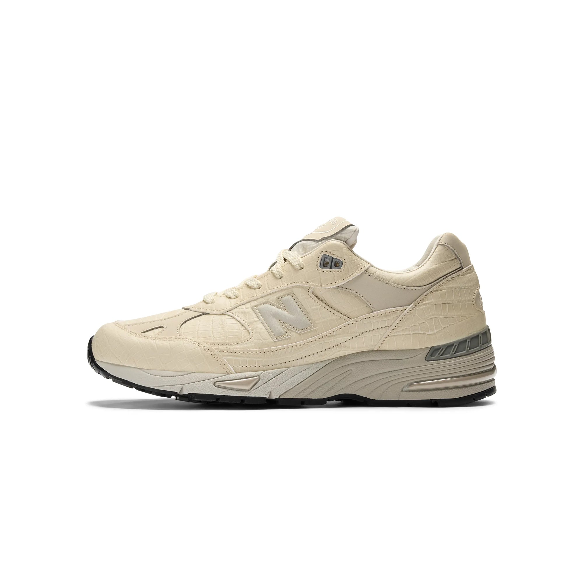 New Balance Mens Made in UK 991  Luxe Suede Shoes