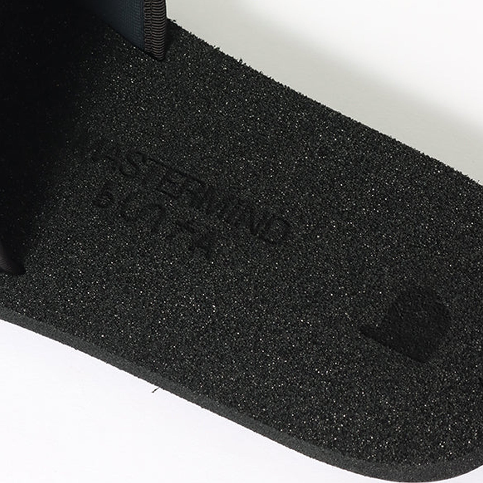 Mastermind WORLD x Buntaro Slides