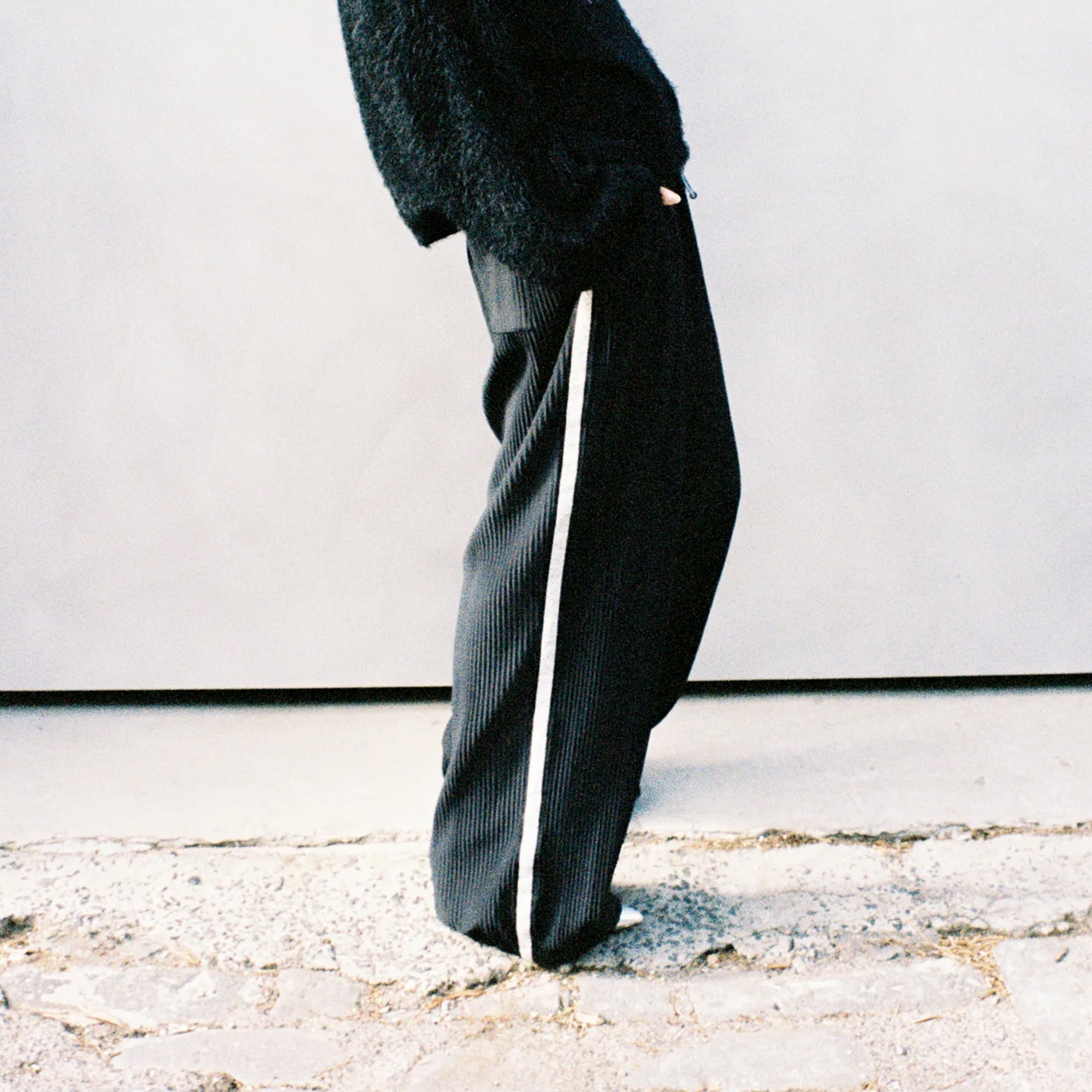 Jungles Mens Pleated Pants