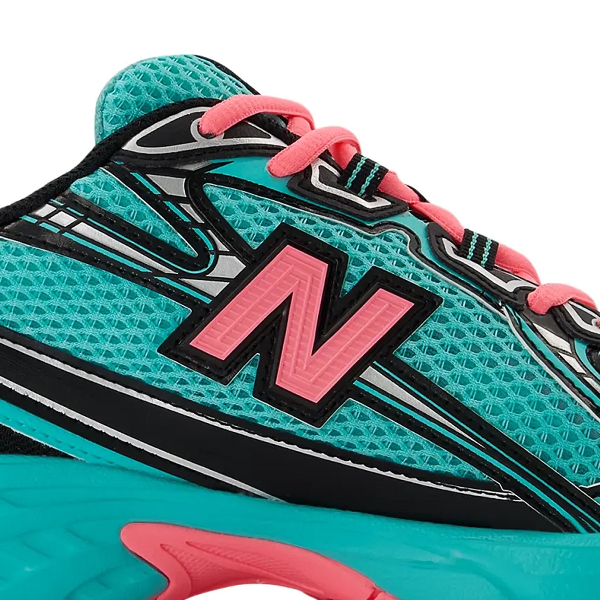 New Balance Mens 740 Shoes