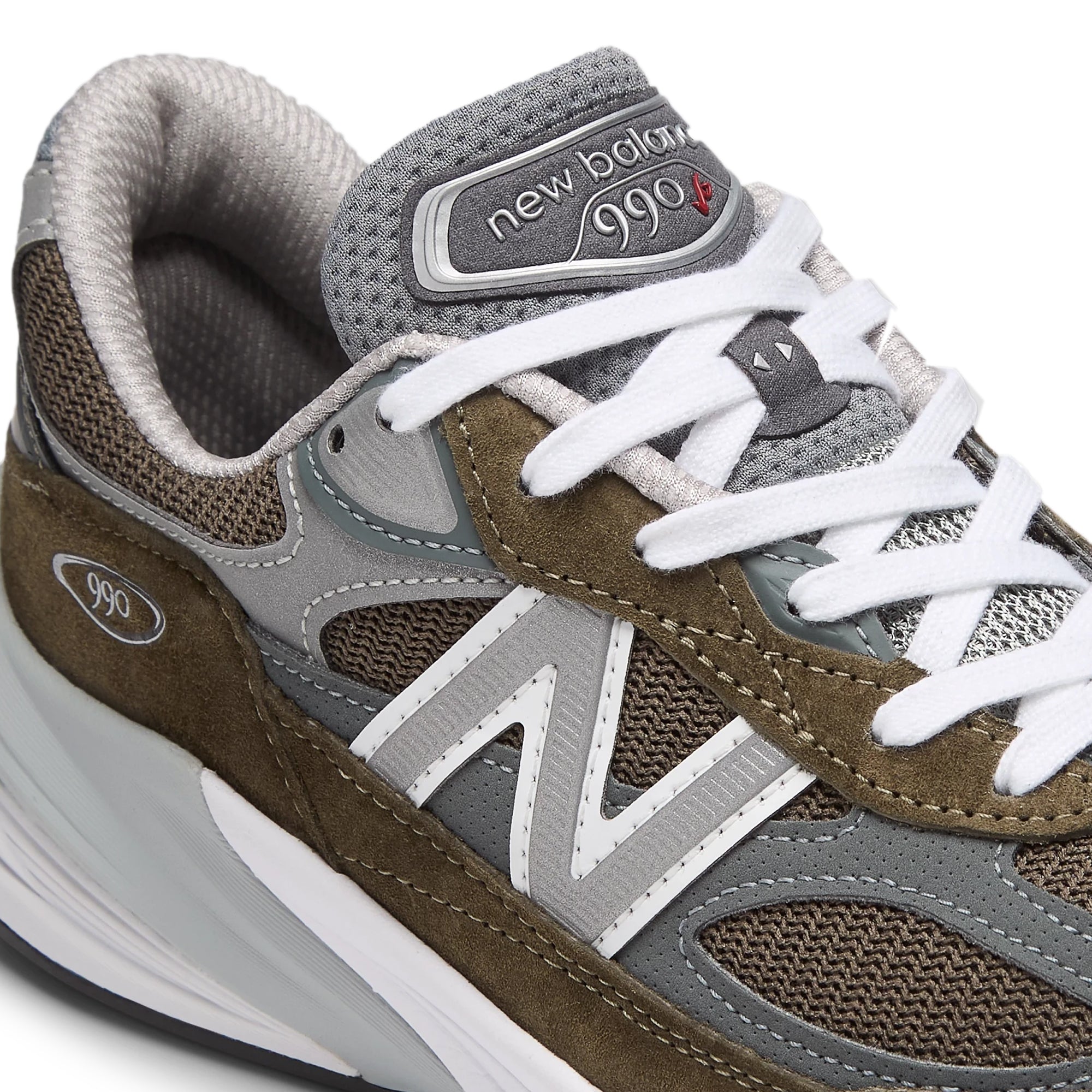 New Balance Mens Made in USA 990v6 Shoes