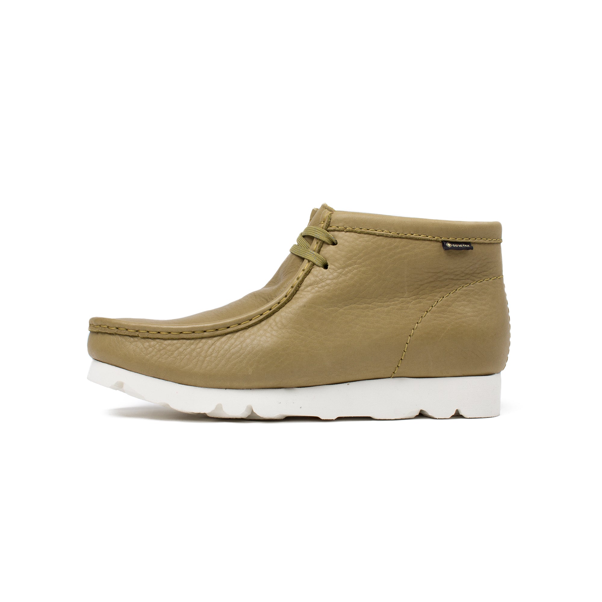 Clarks Mens GTX Wallabee Boots