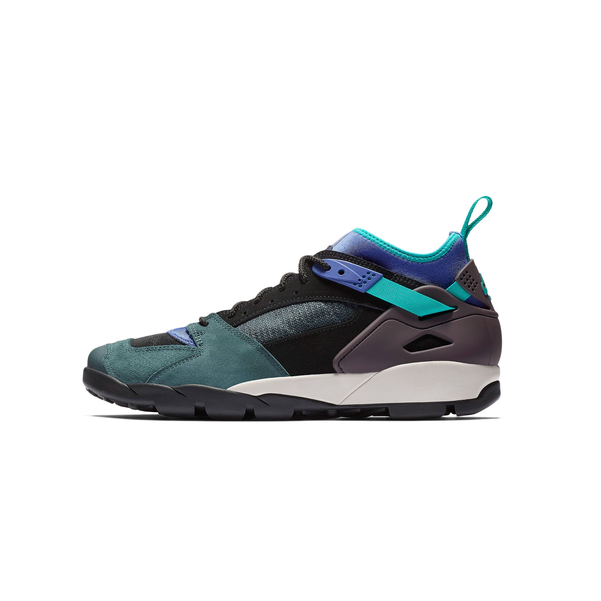 Nike ACG Air Revaderchi [AR0479-003]