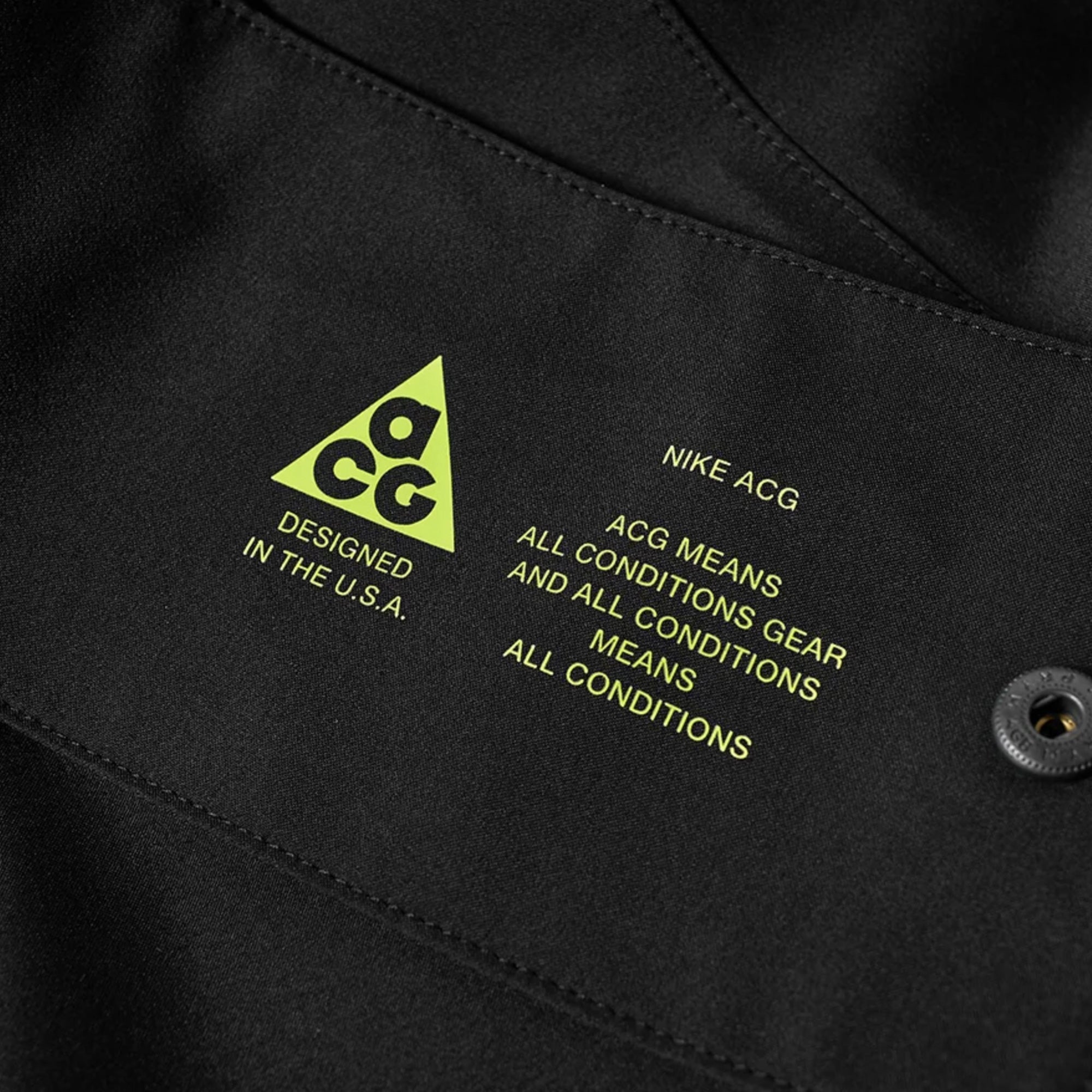 NikeLab Womens NRG ACG Gore-Tex Coat [AR4531-010]