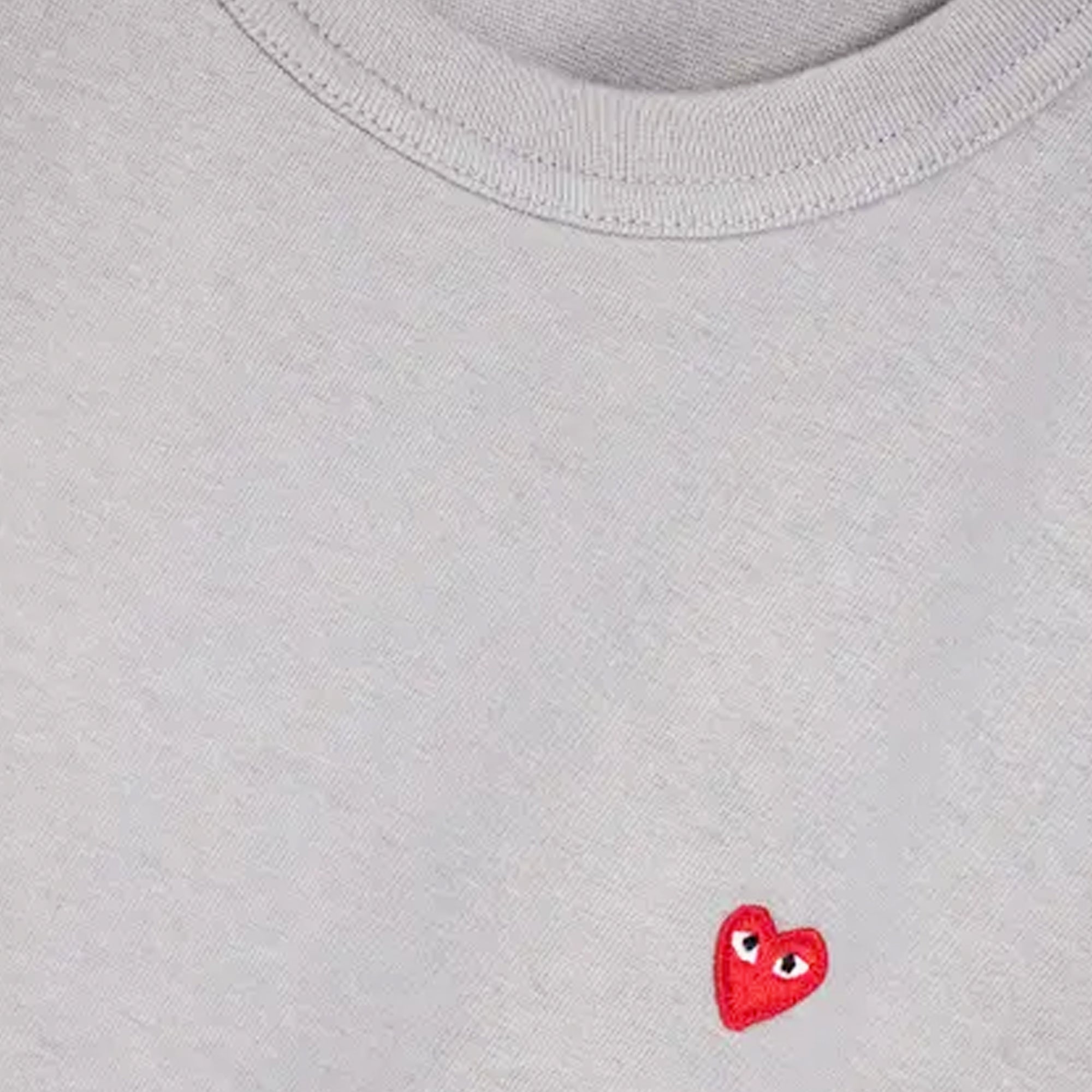 Comme des Garcons Play Mens Small Red Heart SS Tee