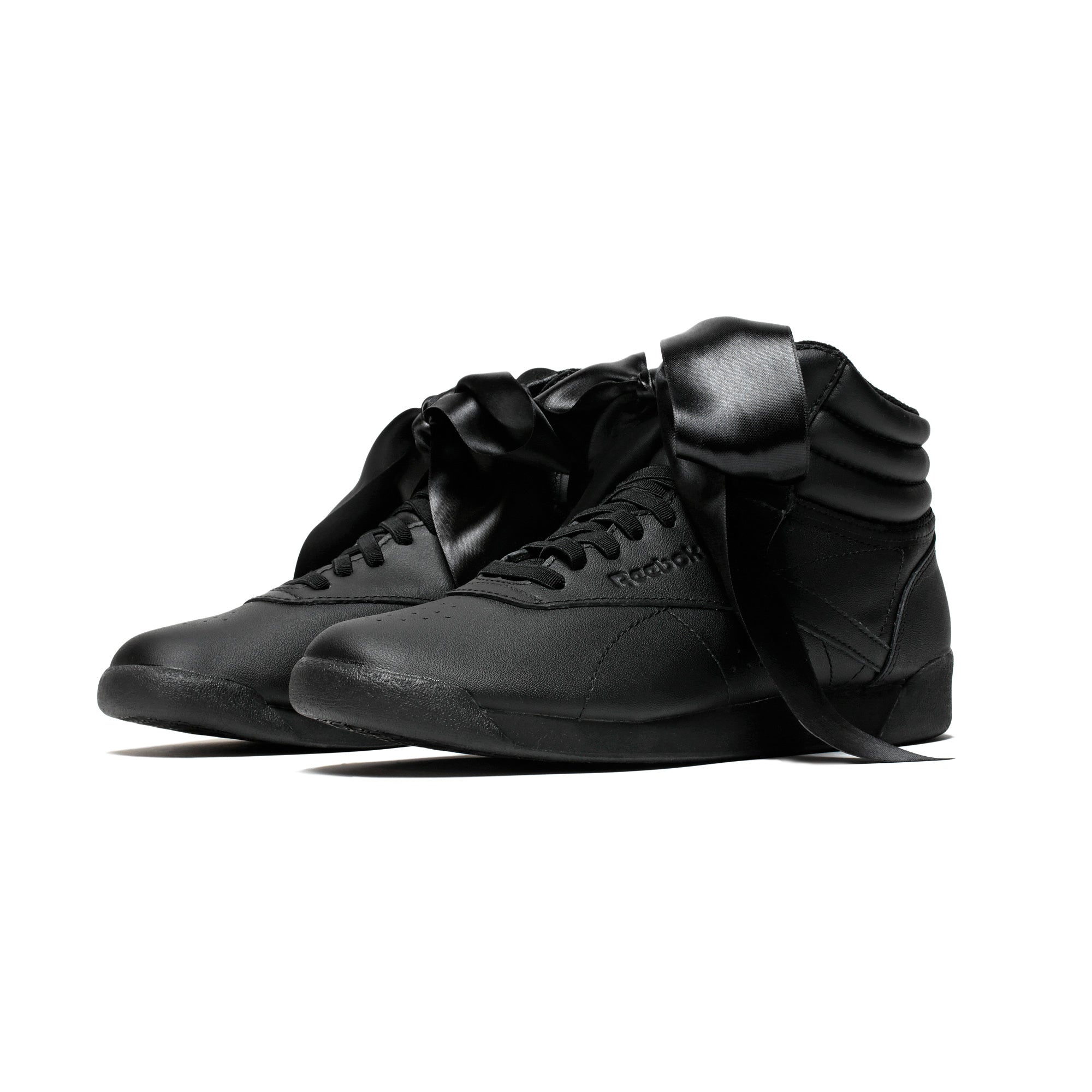 Reebok Women's Freestyle Satin Bow [CM8904]
