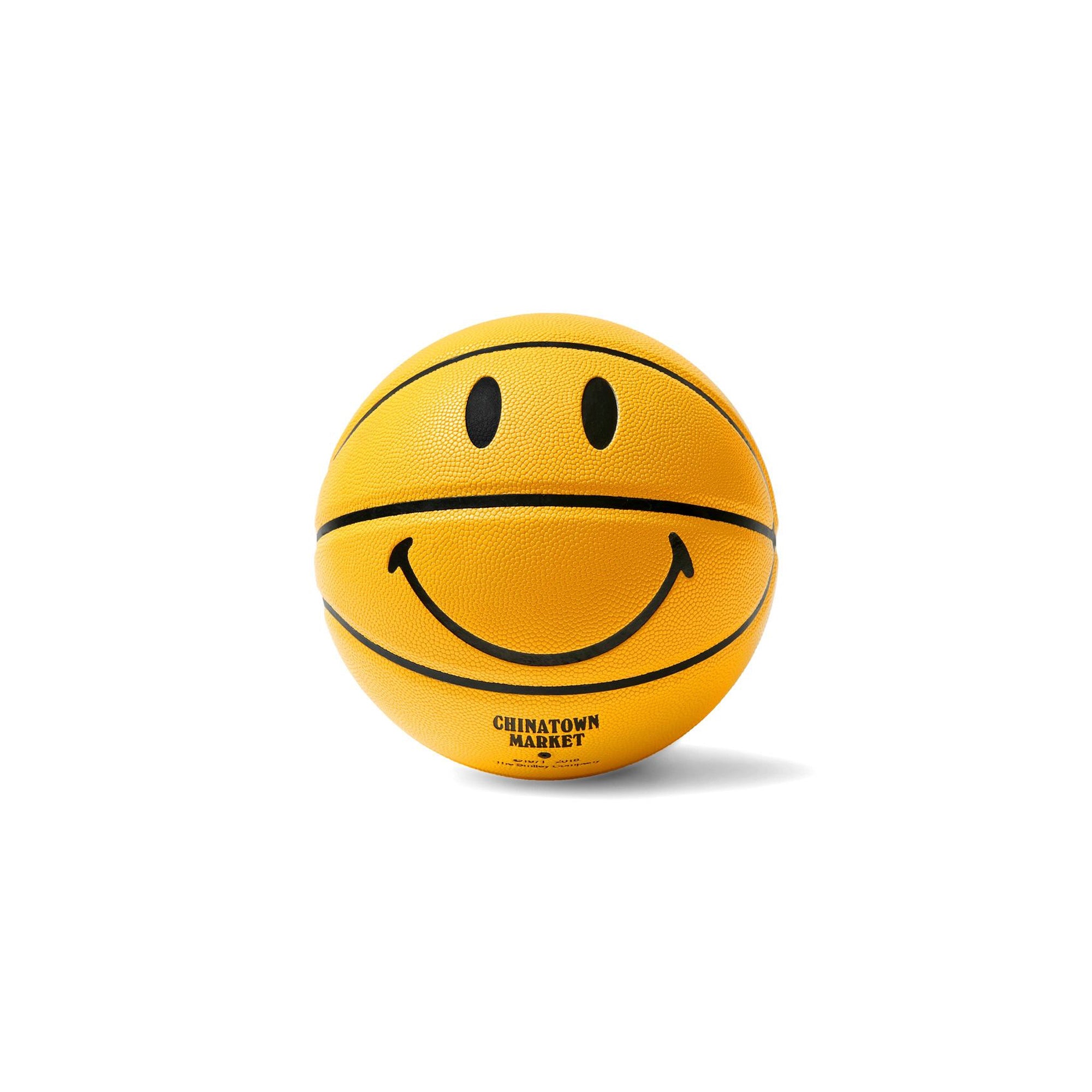 Chinatown Market Smiley Basketball [CTM-SMILEYBB]