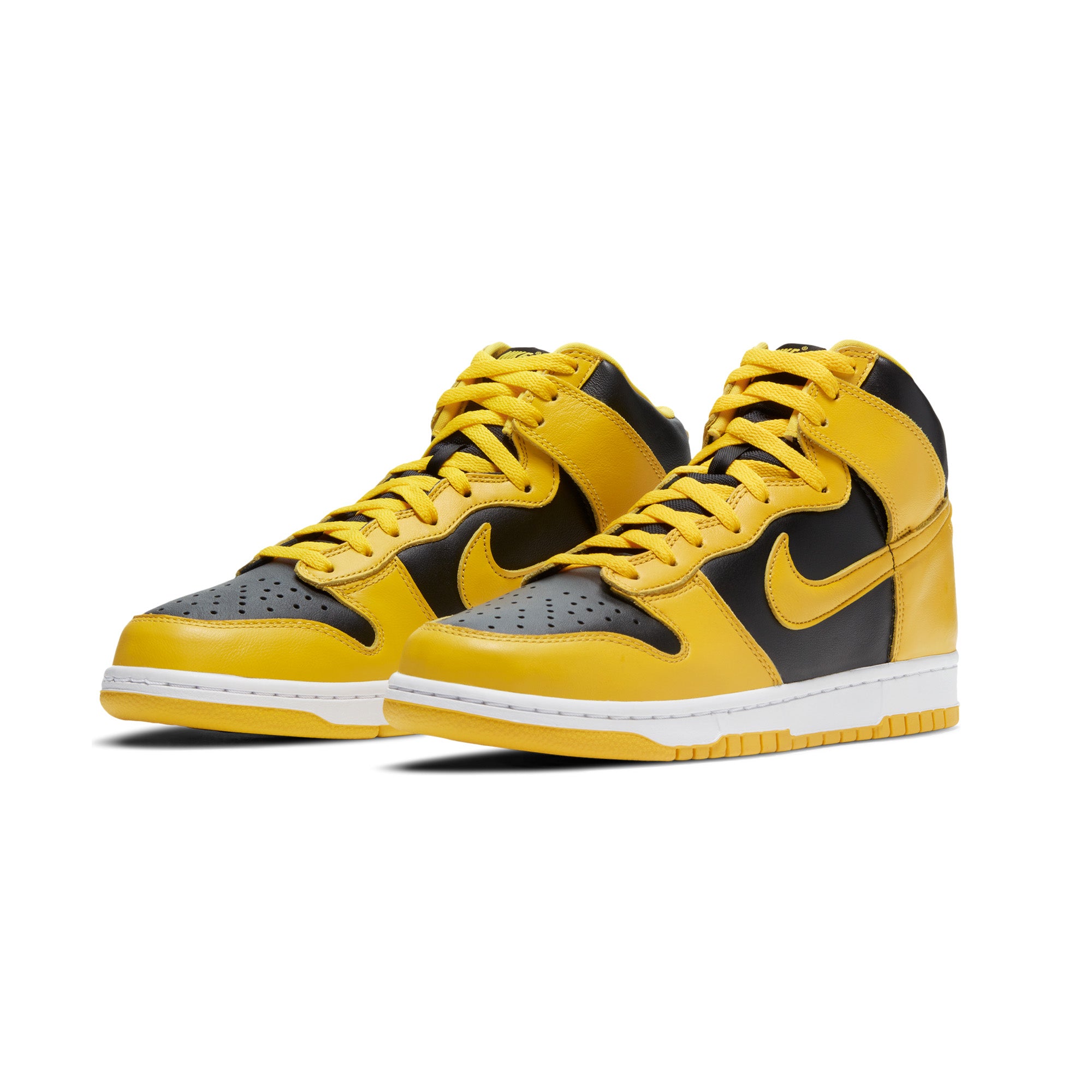 Nike Mens Dunk High SP Varsity Maize Shoes