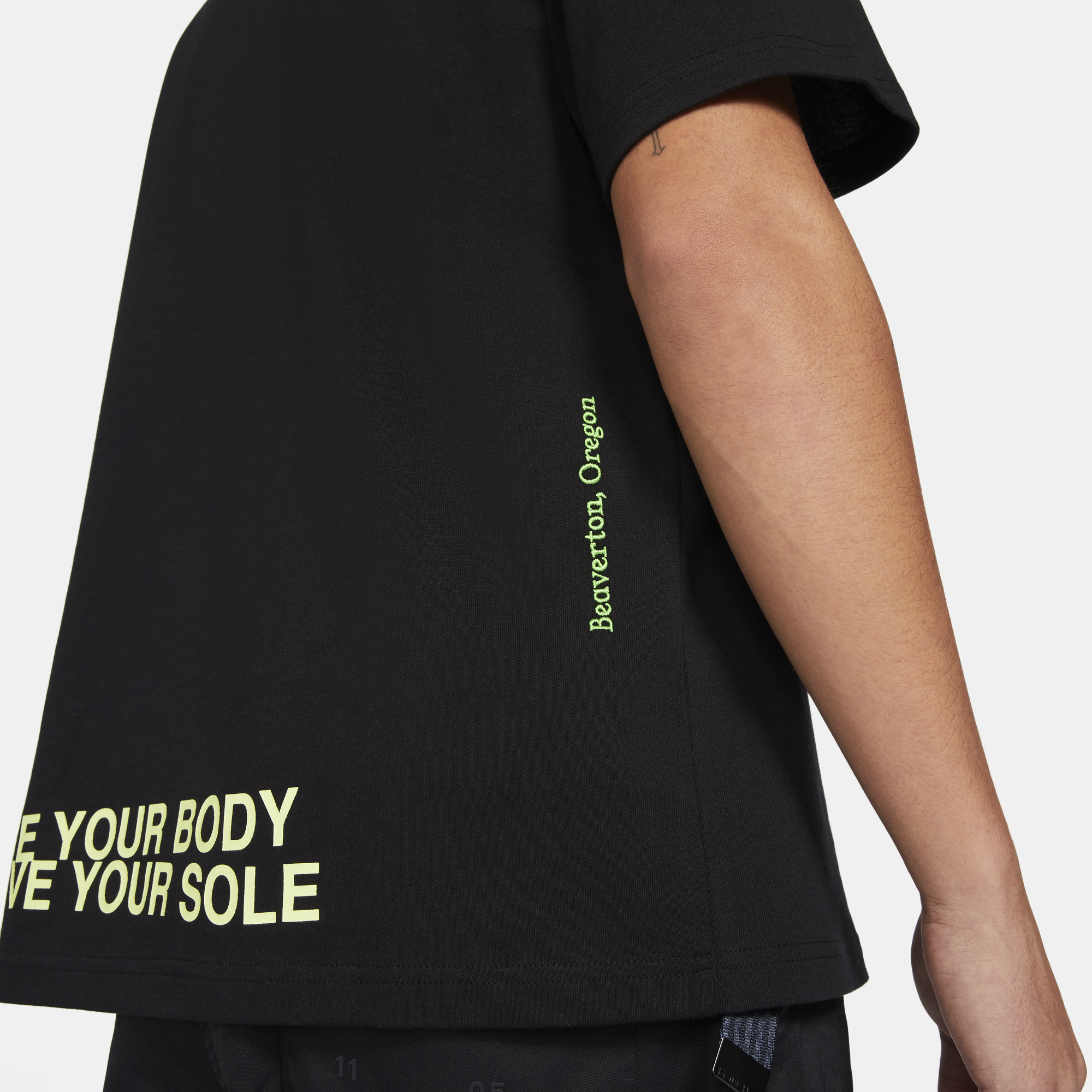 Nike Mens Sportswear World Tour Tee