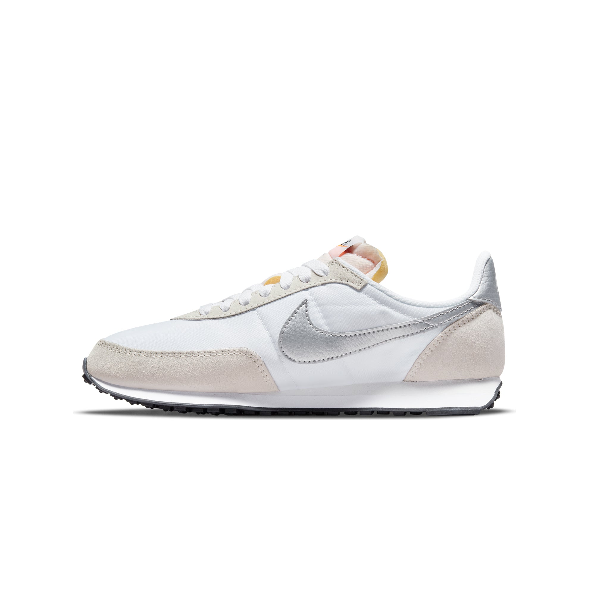 Nike Womens Waffle Trainer 2 Shoes White/Metallic Silver