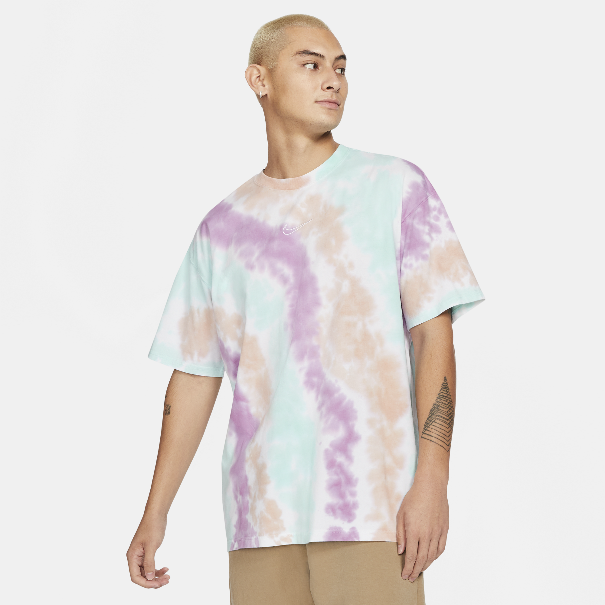 Nike Mens Sportswear Tee