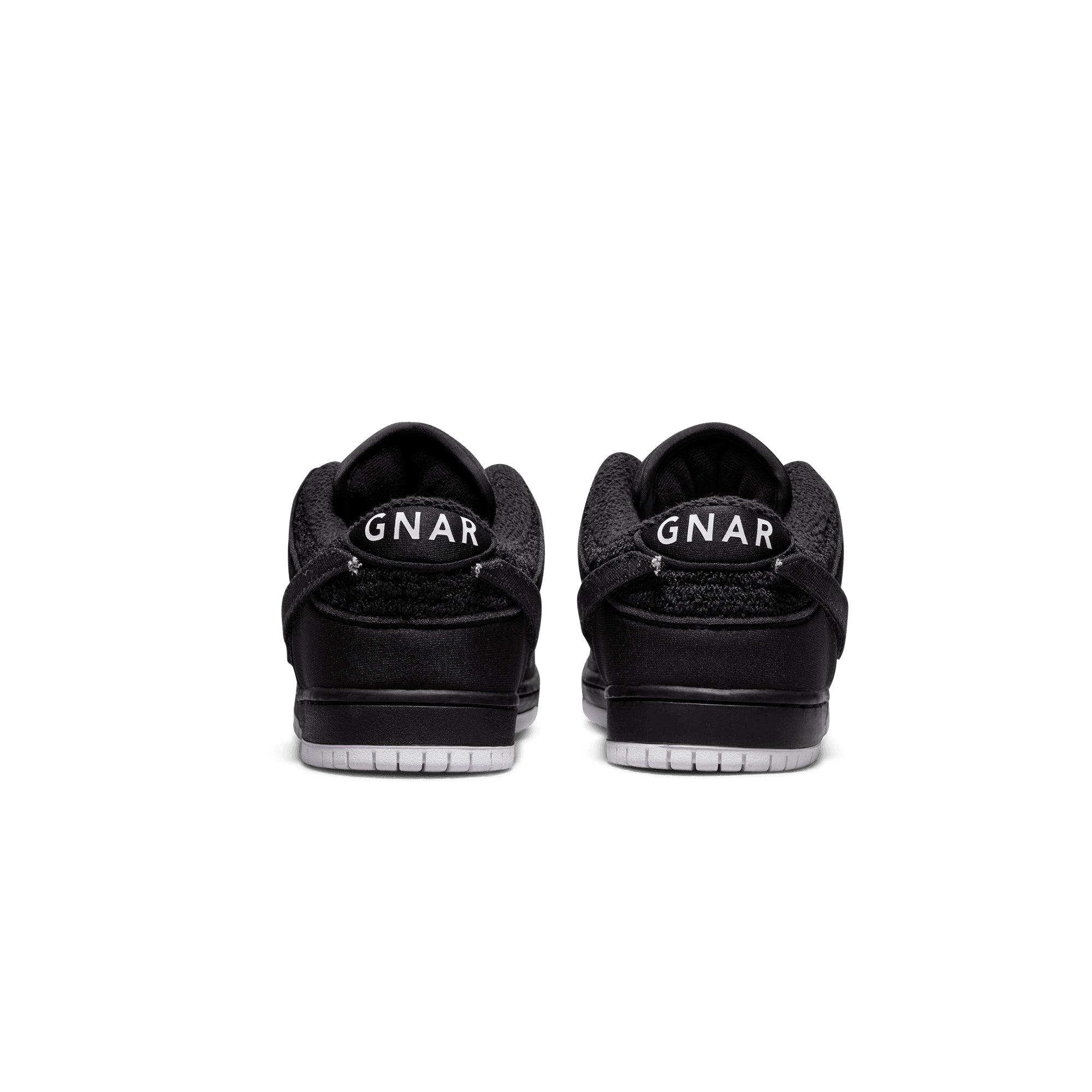 Nike SB x Gnarhunters Mens Dunk Low Pro QS Shoes
