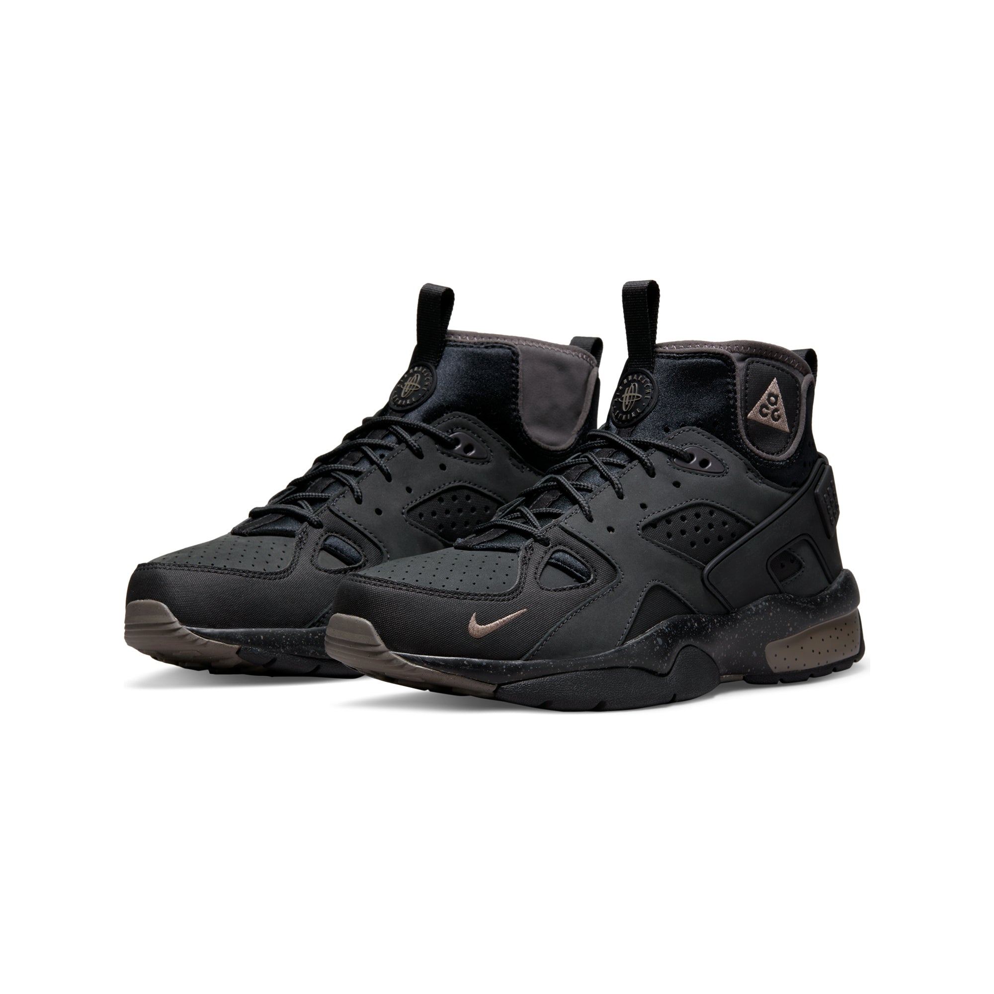 Nike ACG Mens Air Mowabb Shoes 'Off Noir/Olive Grey'