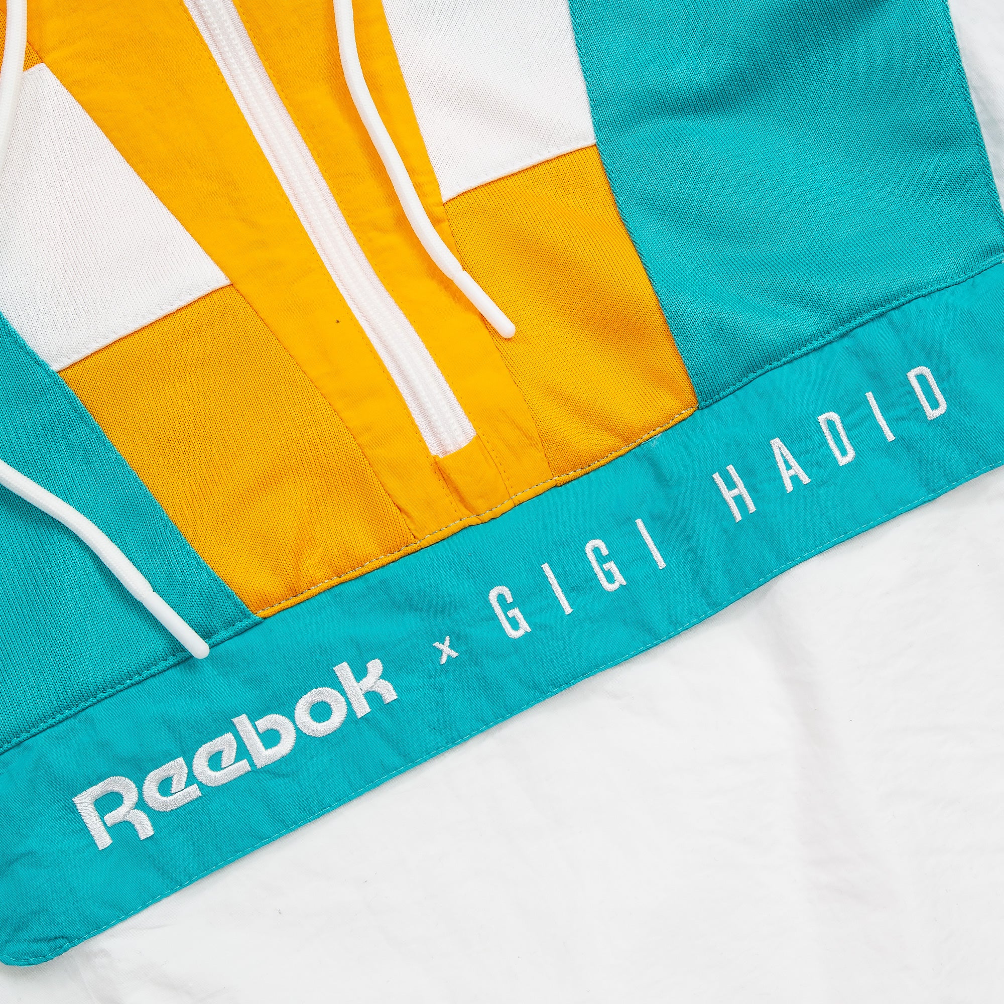 Reebok x Gigi Hadid 1/4 Pullover [DY9373]
