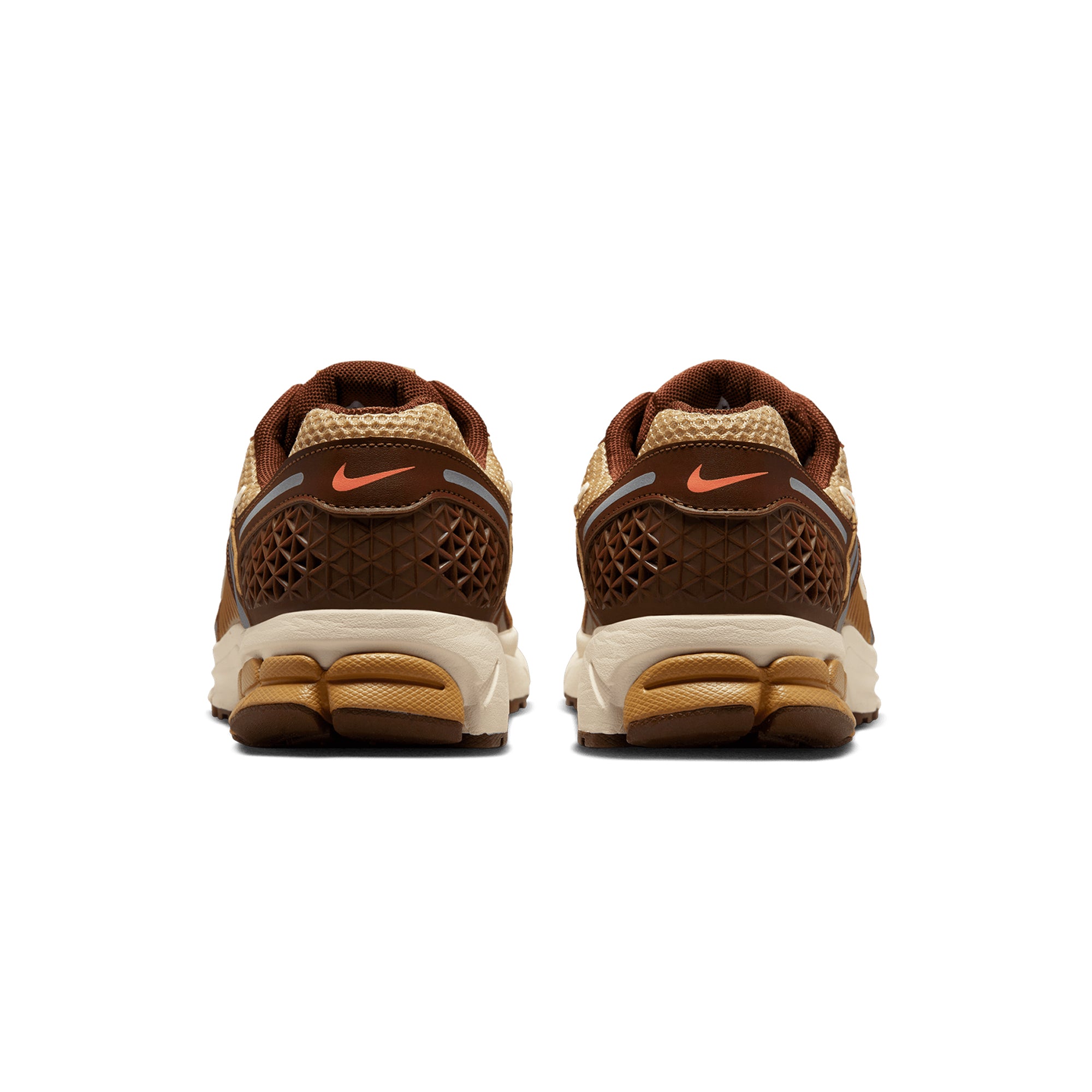 Nike Mens Zoom Vomero 5 Shoes