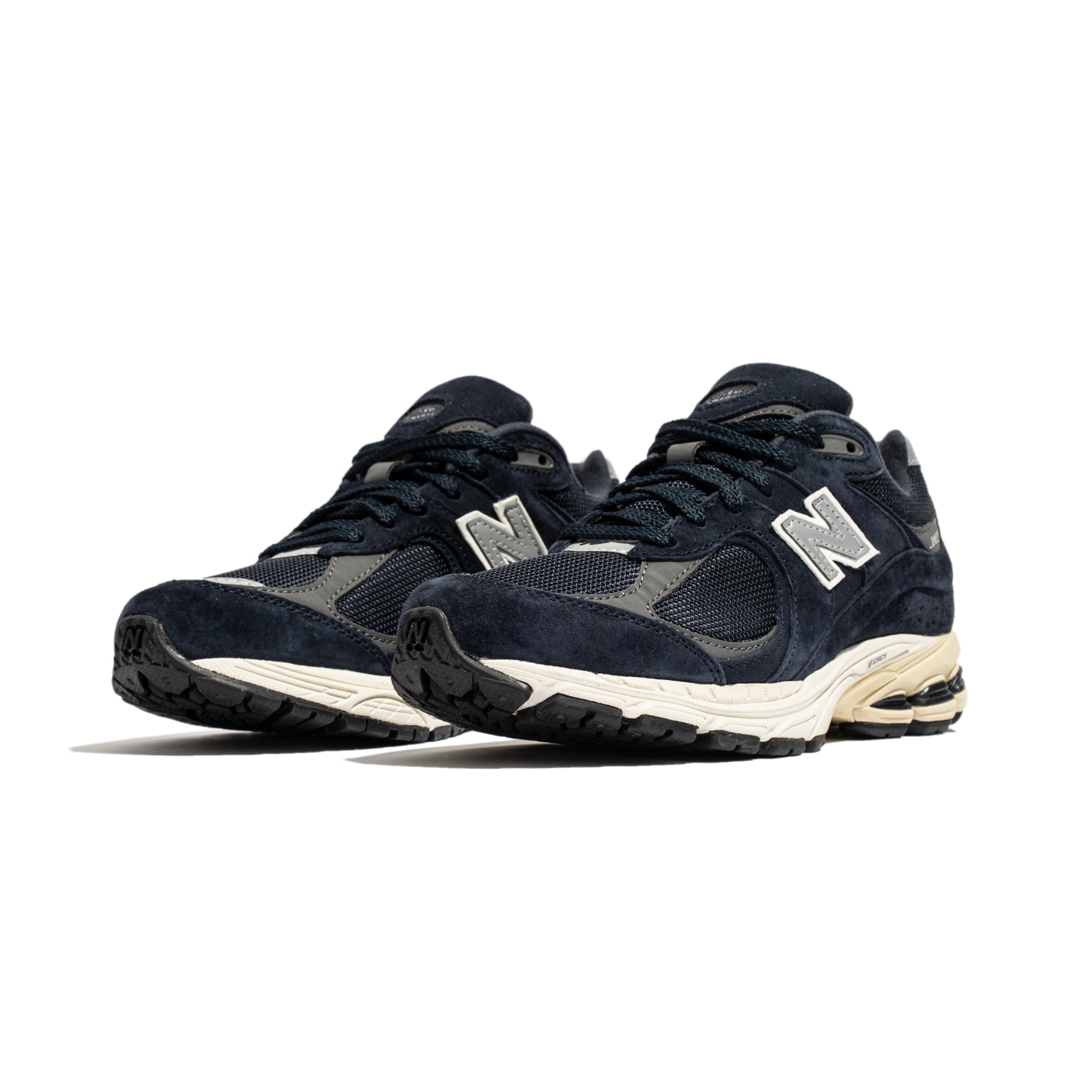New Balance Mens 2002R Shoes